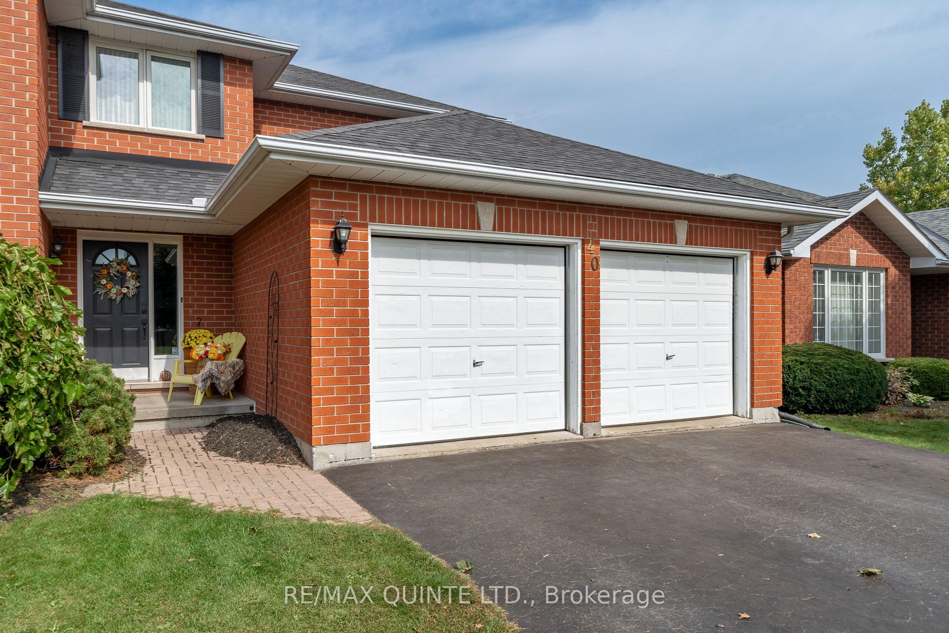 Photo 3 of 40 Oak Ridge Boulevard, Belleville, Belleville Ward — HOMEH