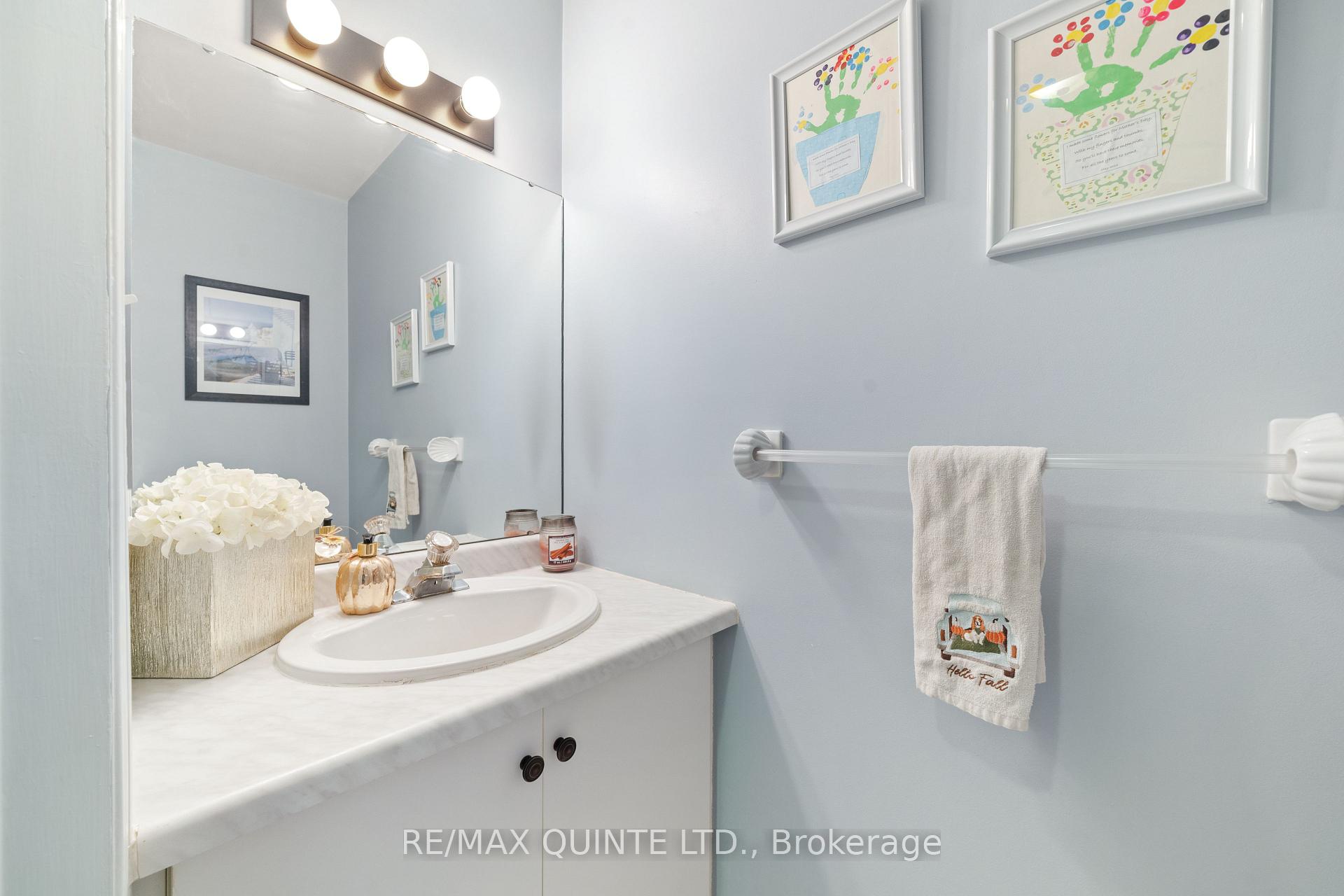 Photo 7 of 40 Oak Ridge Boulevard, Belleville, Belleville Ward — HOMEH