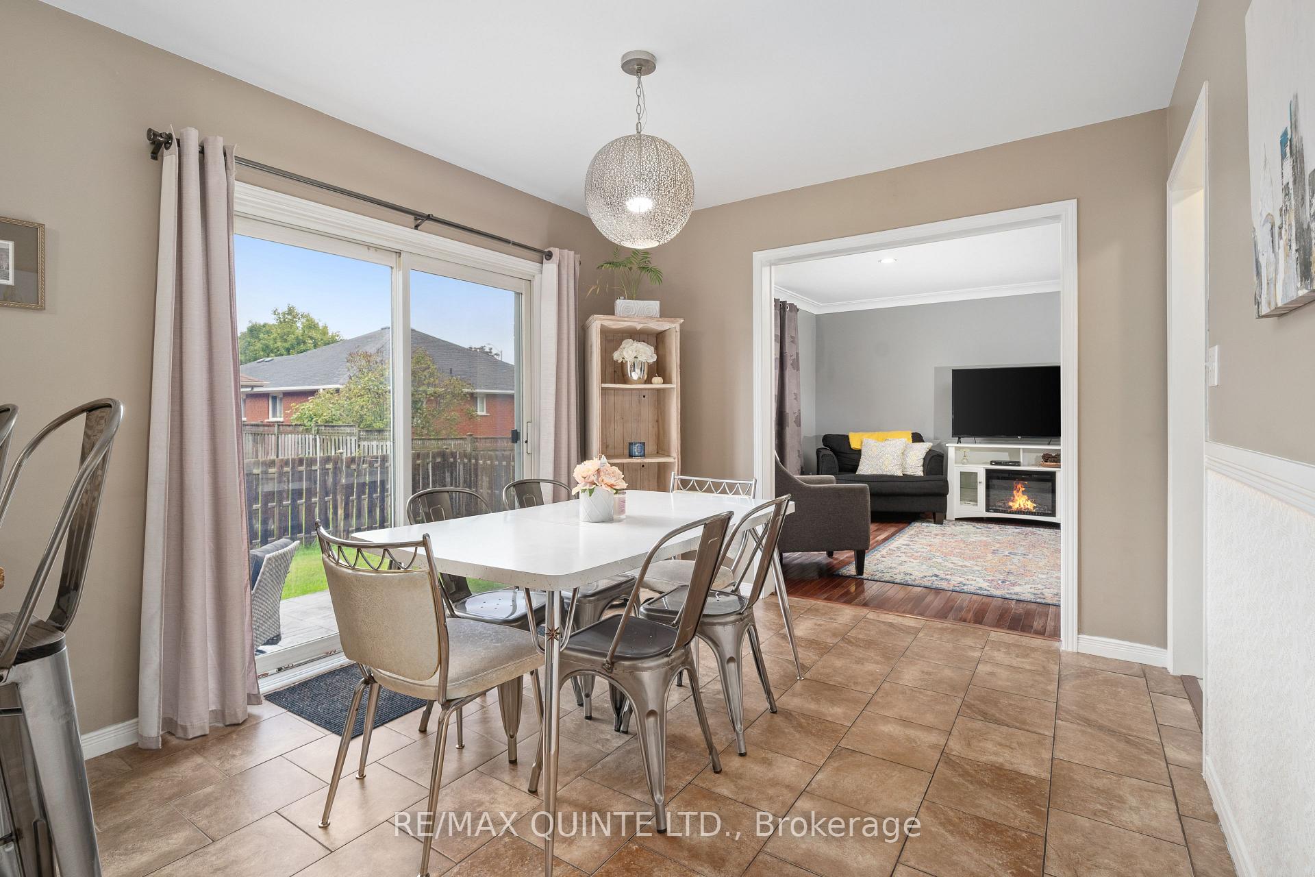 Photo 15 of 40 Oak Ridge Boulevard, Belleville, Belleville Ward — HOMEH