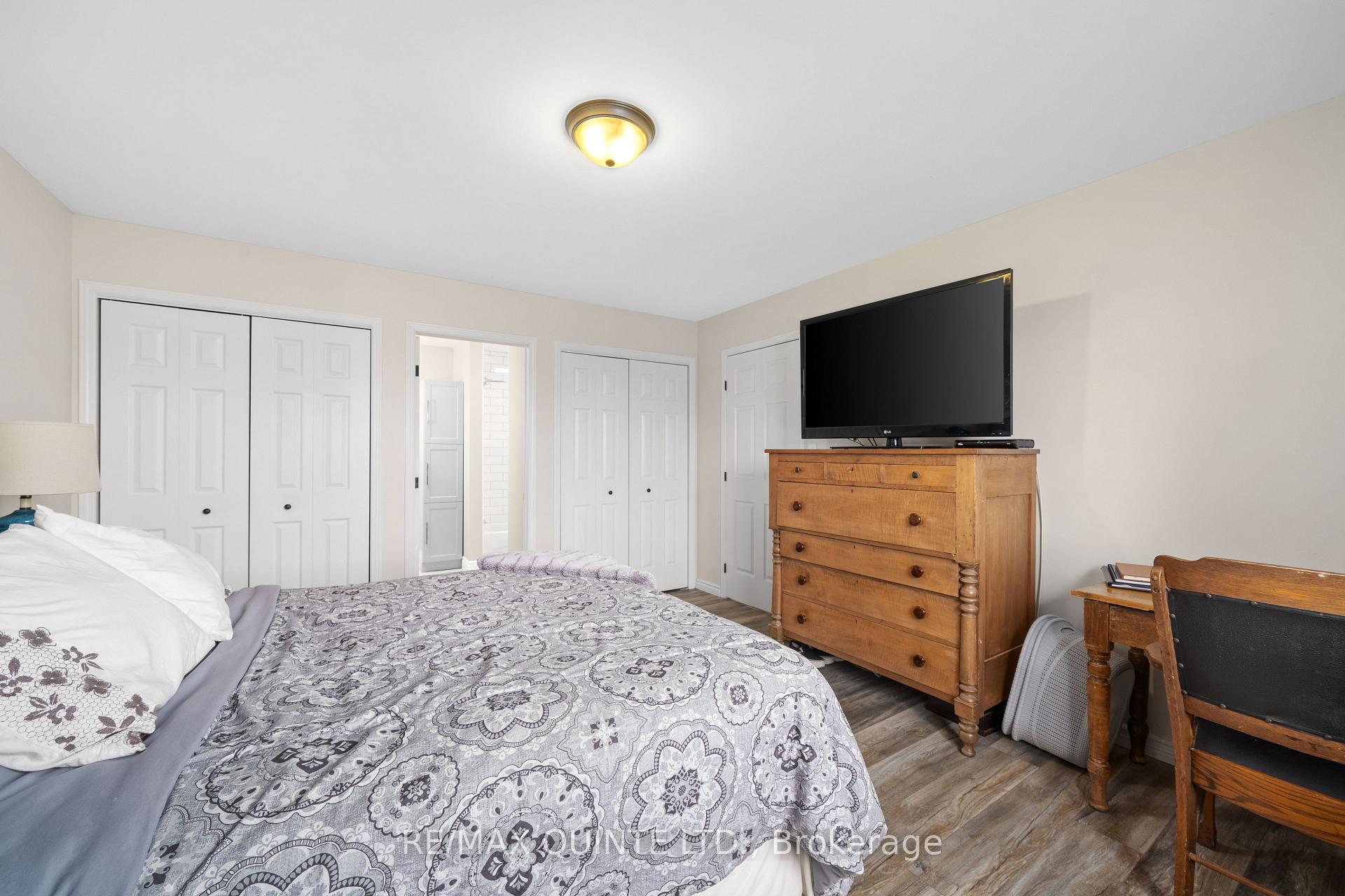 Photo 21 of 40 Oak Ridge Boulevard, Belleville, Belleville Ward — HOMEH