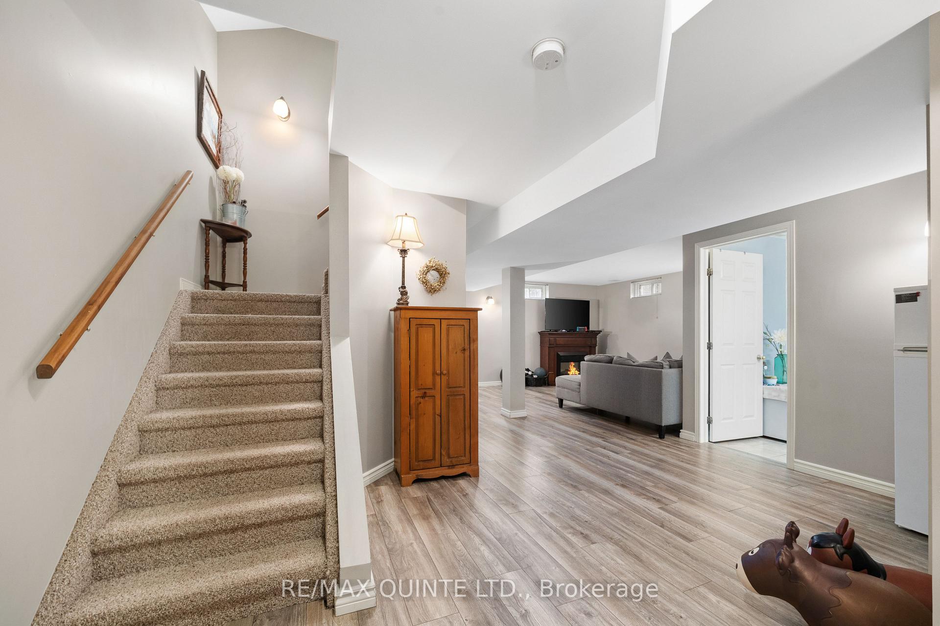 Photo 29 of 40 Oak Ridge Boulevard, Belleville, Belleville Ward — HOMEH