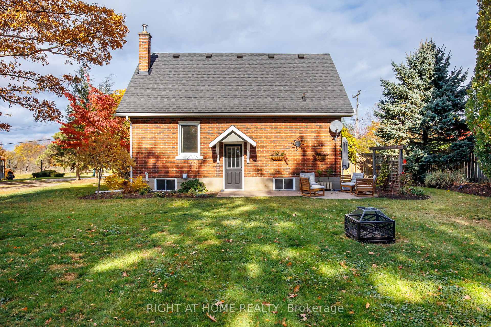 Photo 41 of 1140 Second Concession W, Hamilton, Rural Flamborough — HOMEH