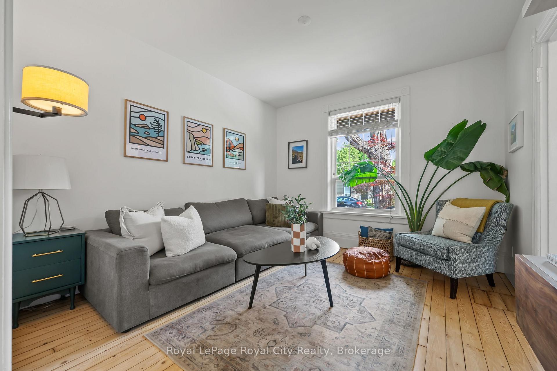 Photo 5 of 48 Toronto Street, Guelph, St. Patrick's Ward — HOMEH