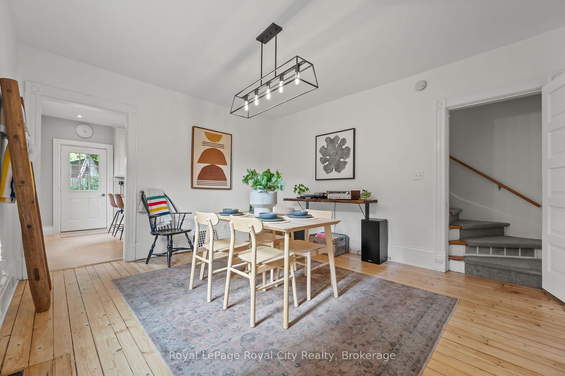 Photo 8 of 48 Toronto Street, Guelph, St. Patrick's Ward — HOMEH