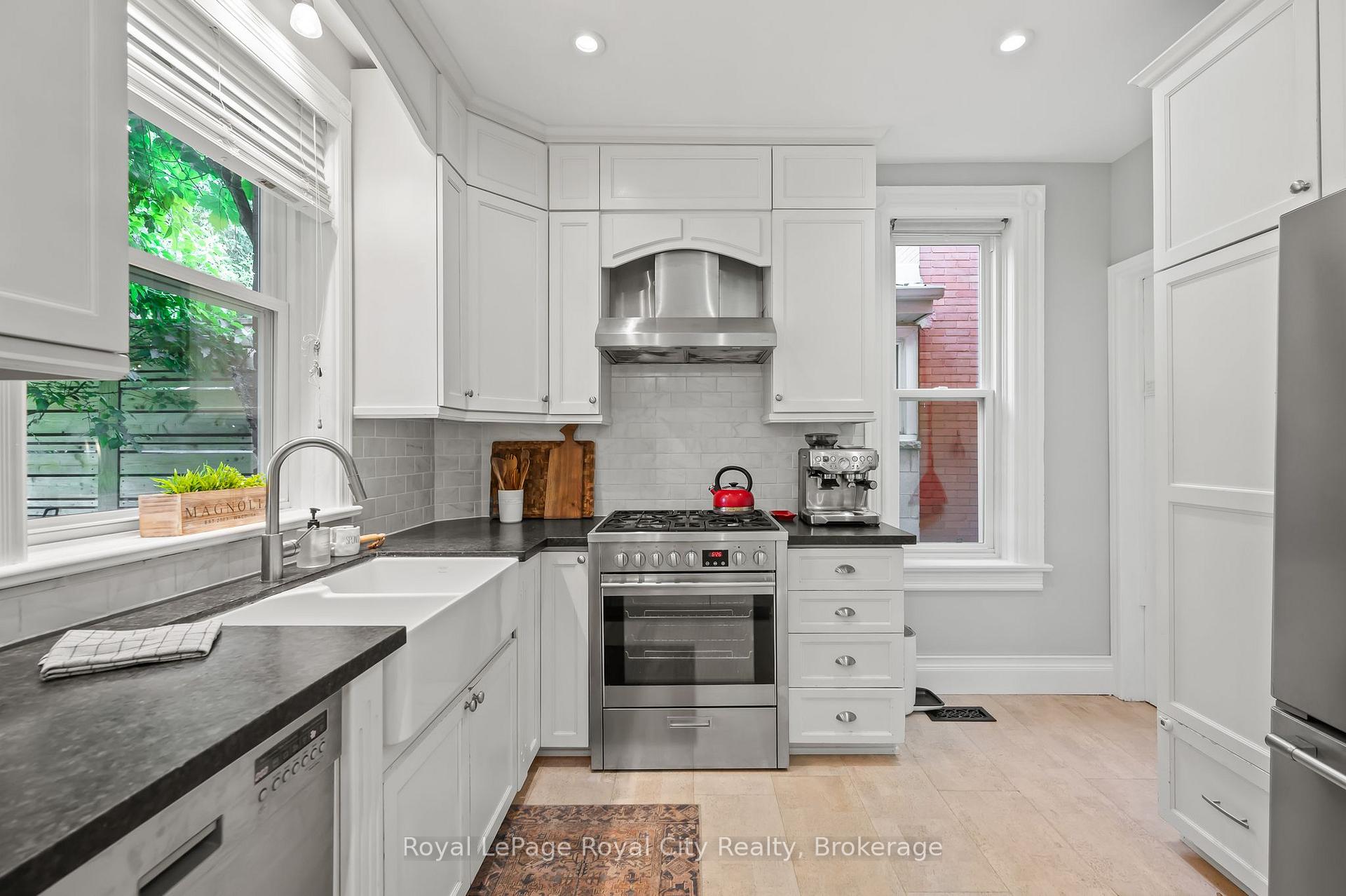Photo 13 of 48 Toronto Street, Guelph, St. Patrick's Ward — HOMEH
