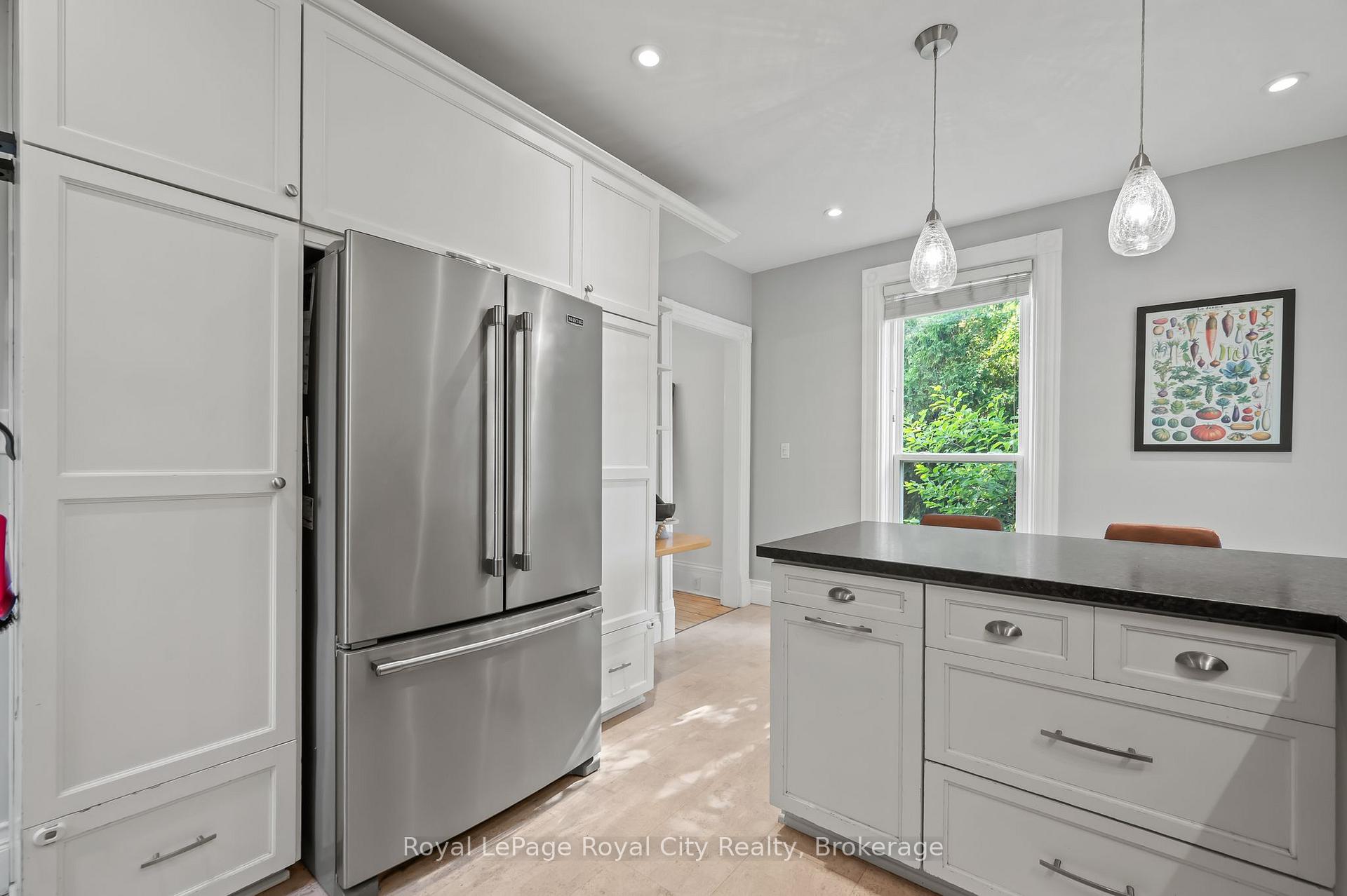 Photo 16 of 48 Toronto Street, Guelph, St. Patrick's Ward — HOMEH