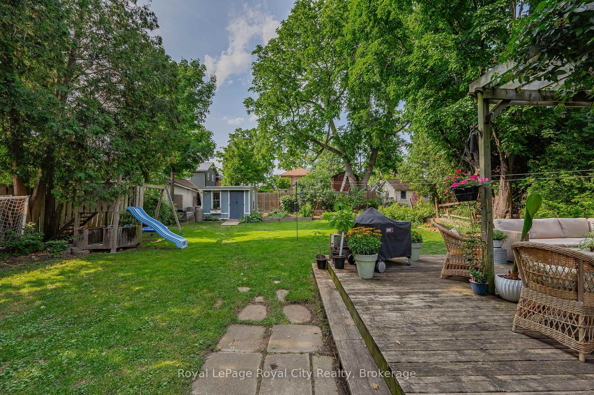 Photo 29 of 48 Toronto Street, Guelph, St. Patrick's Ward — HOMEH