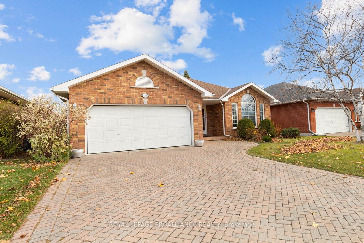 Photo 3 of 112 Hickory Grove, Belleville, Belleville Ward — HOMEH