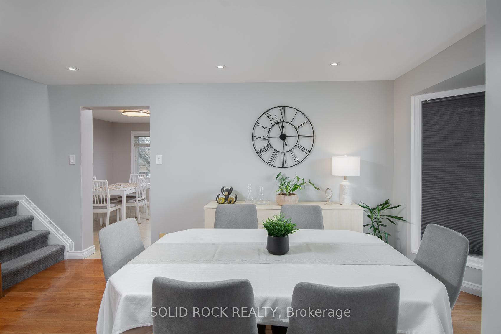 Photo 13 of 5 Weybridge Drive, Ottawa, Barrhaven - Cedargrove/Fraserdale — HOMEH