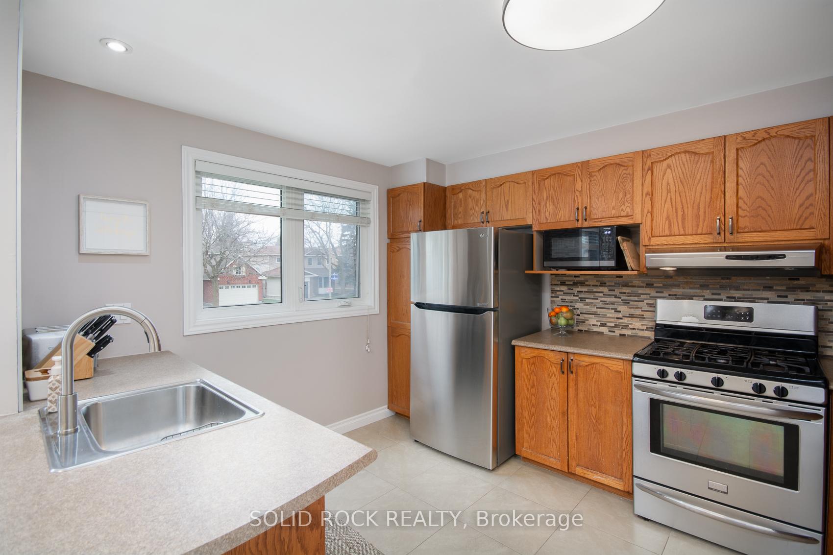 Photo 23 of 5 Weybridge Drive, Ottawa, Barrhaven - Cedargrove/Fraserdale — HOMEH