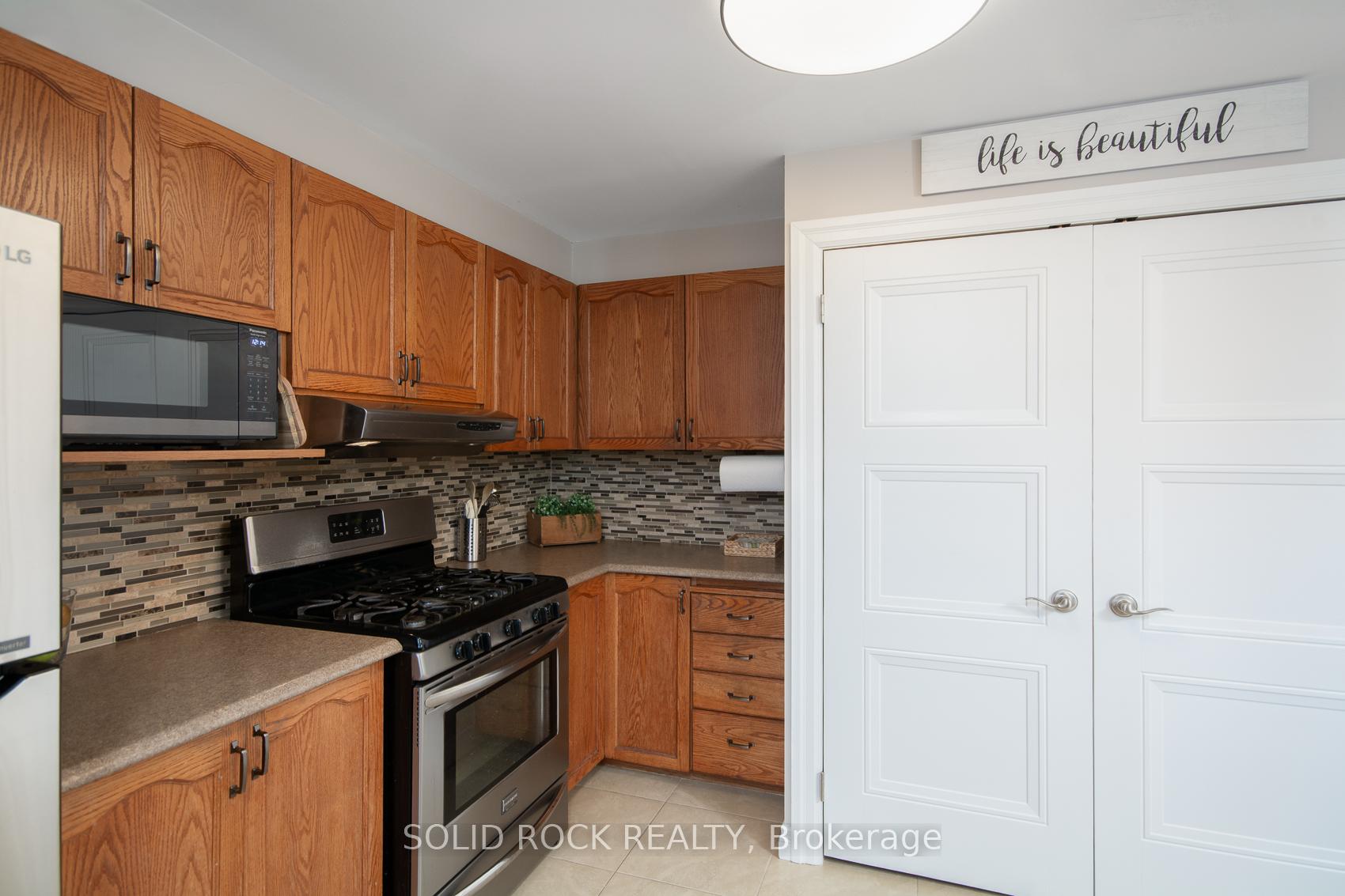 Photo 24 of 5 Weybridge Drive, Ottawa, Barrhaven - Cedargrove/Fraserdale — HOMEH