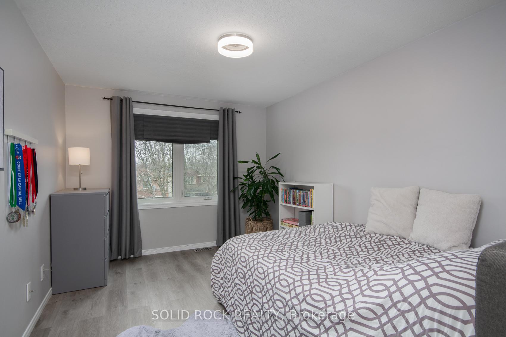 Photo 31 of 5 Weybridge Drive, Ottawa, Barrhaven - Cedargrove/Fraserdale — HOMEH