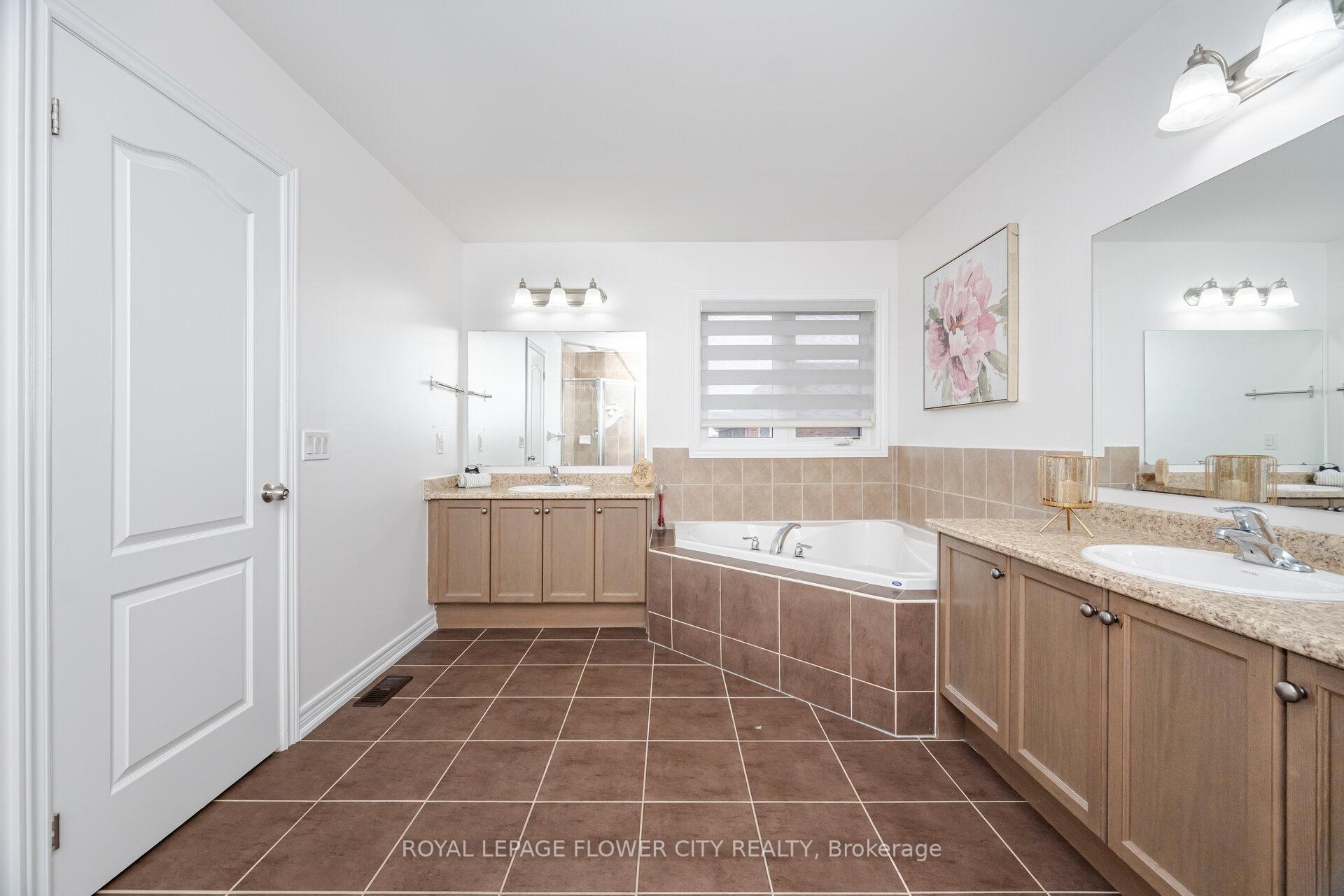 Photo 15 of 65 Mcechearn Crescent, Caledon, Rural Caledon — HOMEH