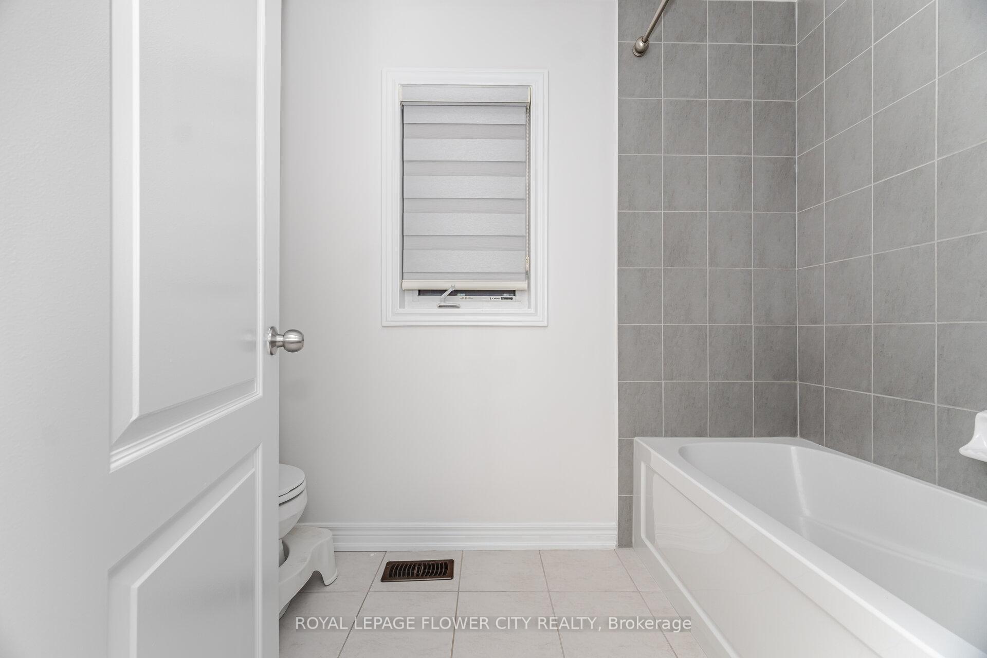 Photo 33 of 65 Mcechearn Crescent, Caledon, Rural Caledon — HOMEH