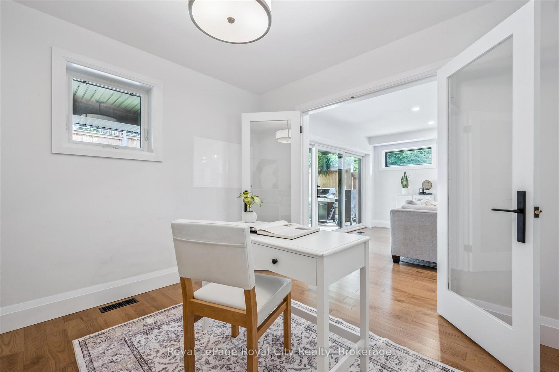 Photo 15 of 54 Forbes Avenue, Guelph, Dovercliffe Park/Old University — HOMEH