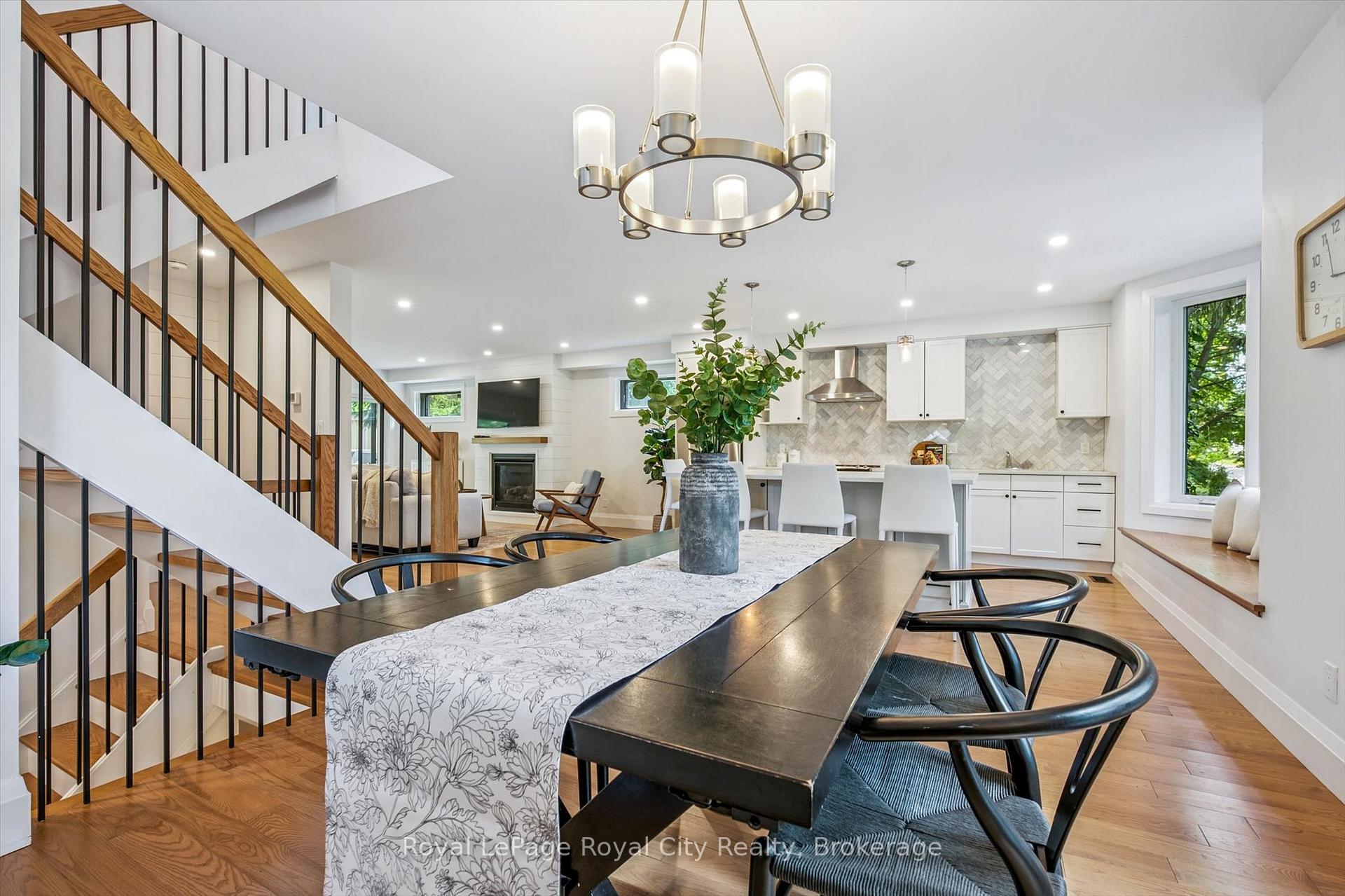 Photo 23 of 54 Forbes Avenue, Guelph, Dovercliffe Park/Old University — HOMEH