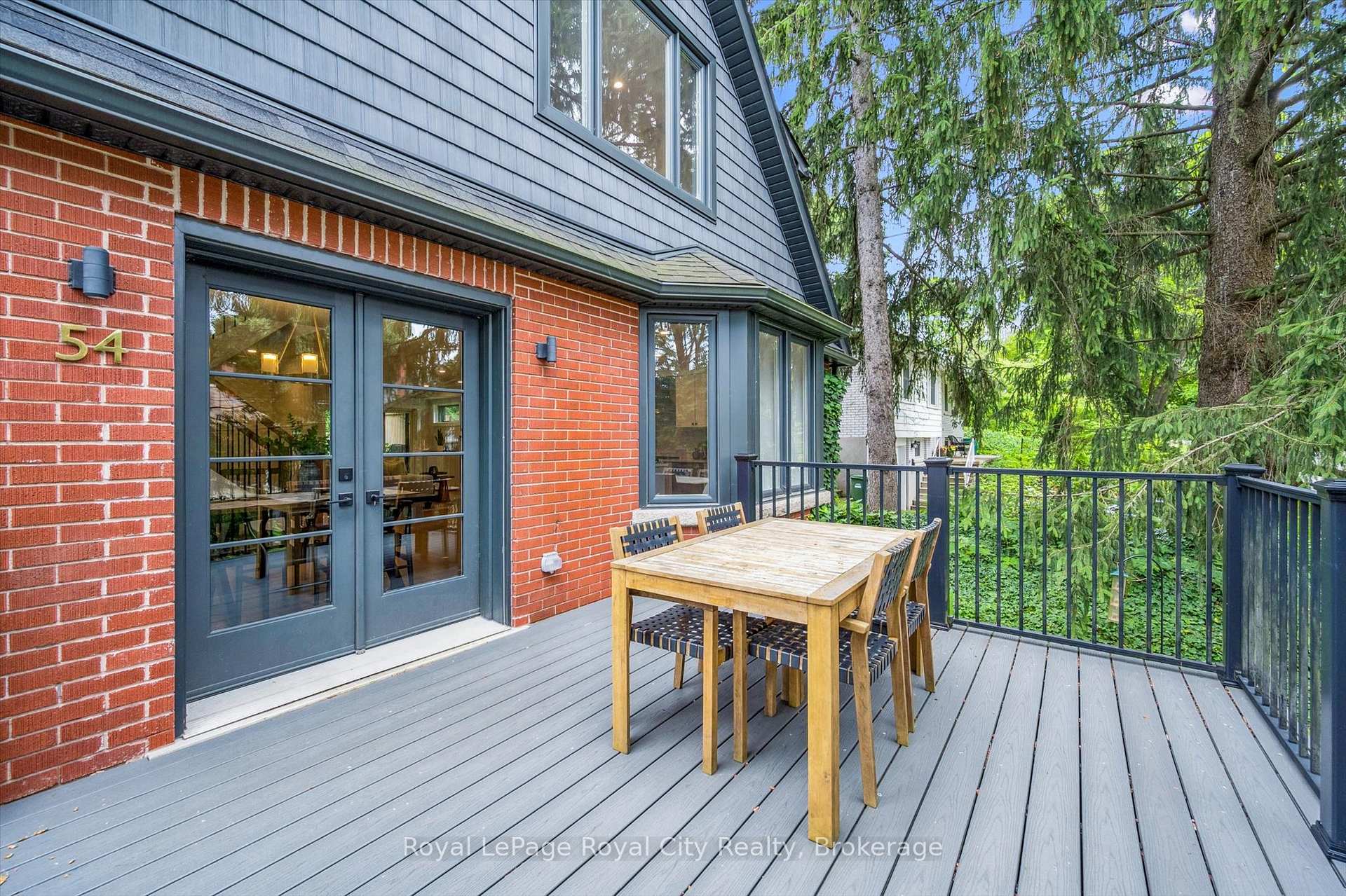 Photo 25 of 54 Forbes Avenue, Guelph, Dovercliffe Park/Old University — HOMEH