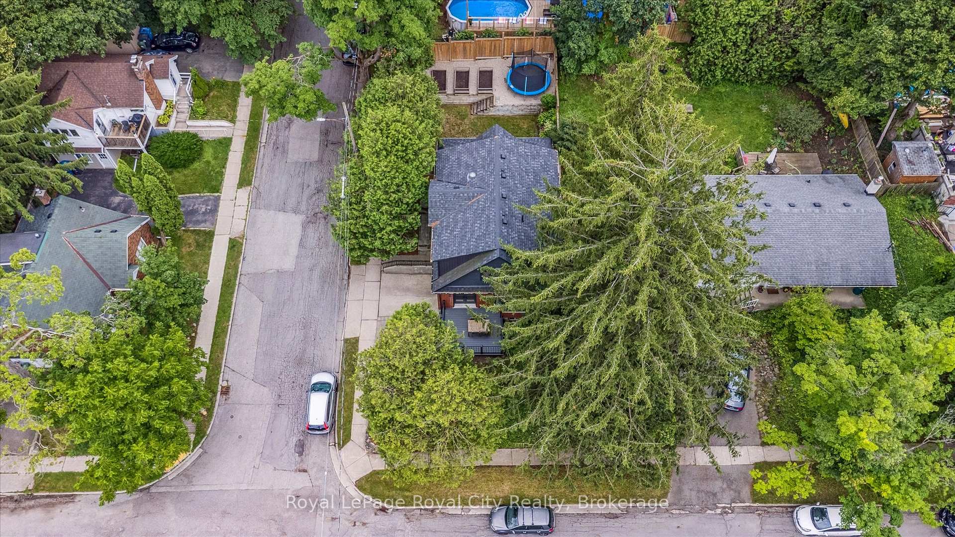 Photo 42 of 54 Forbes Avenue, Guelph, Dovercliffe Park/Old University — HOMEH