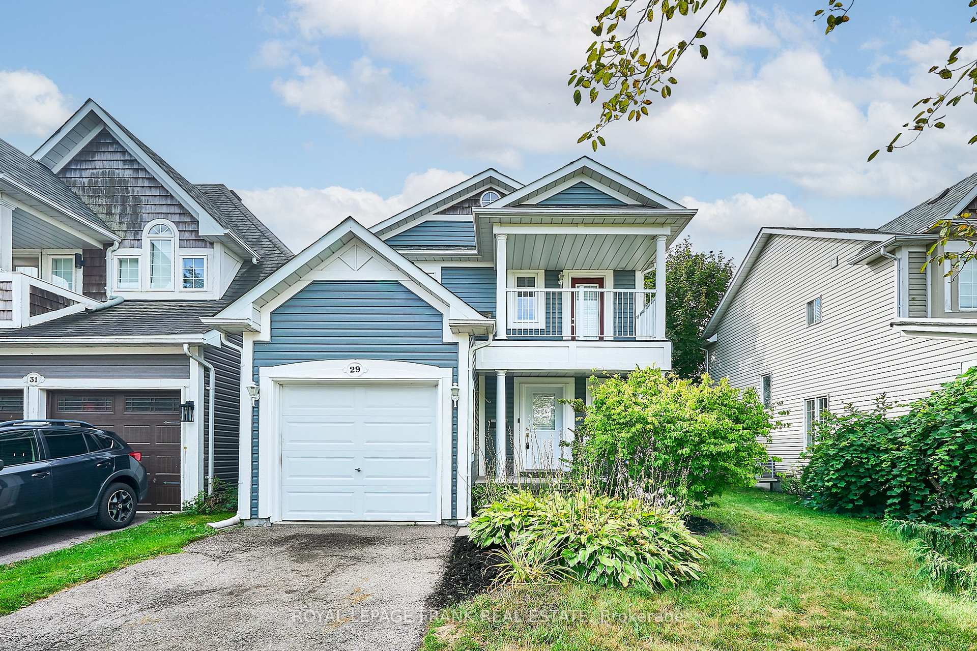 Photo 1 of 29 Carveth Crescent, Clarington, Newcastle — HOMEH
