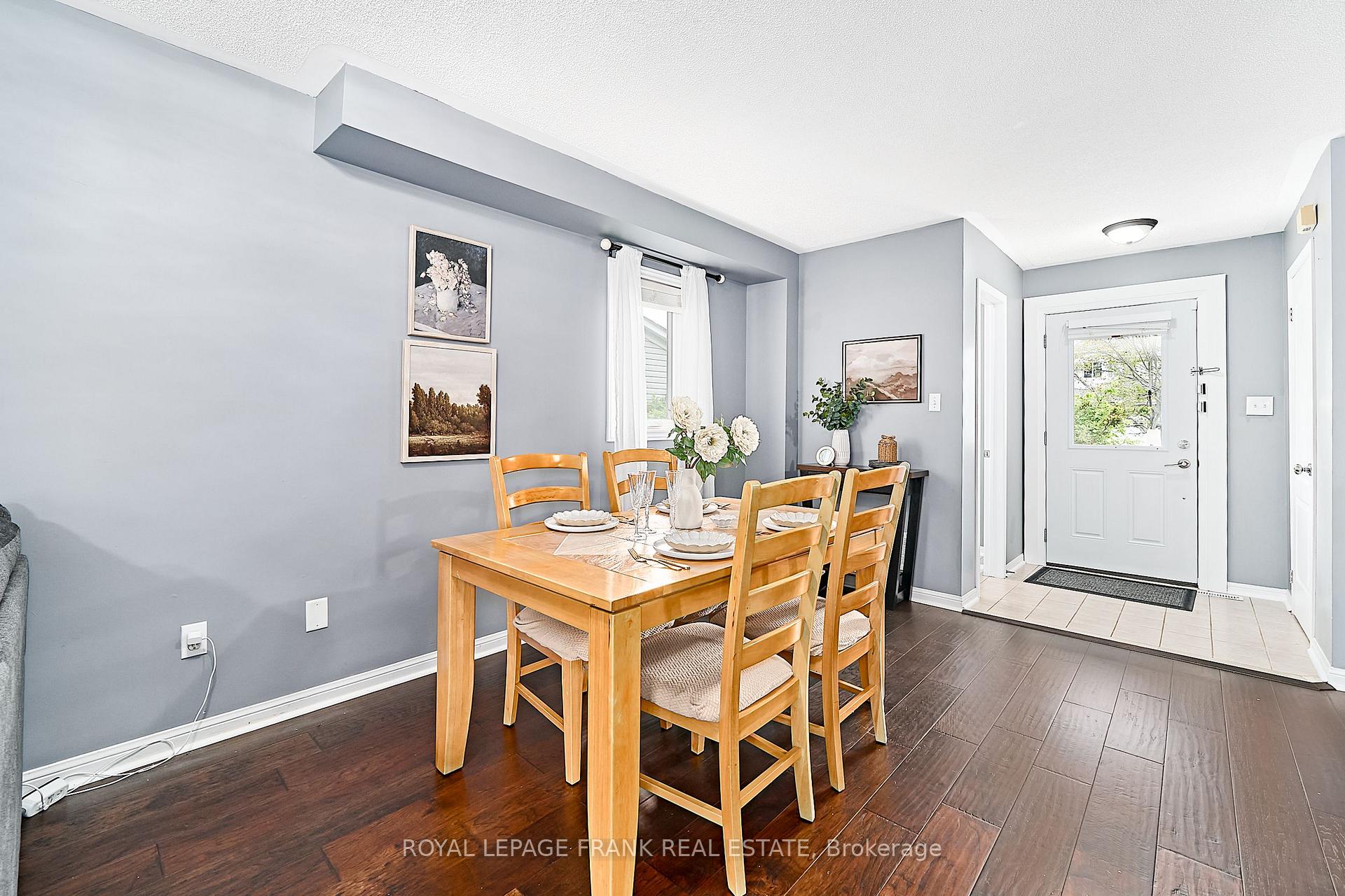 Photo 9 of 29 Carveth Crescent, Clarington, Newcastle — HOMEH
