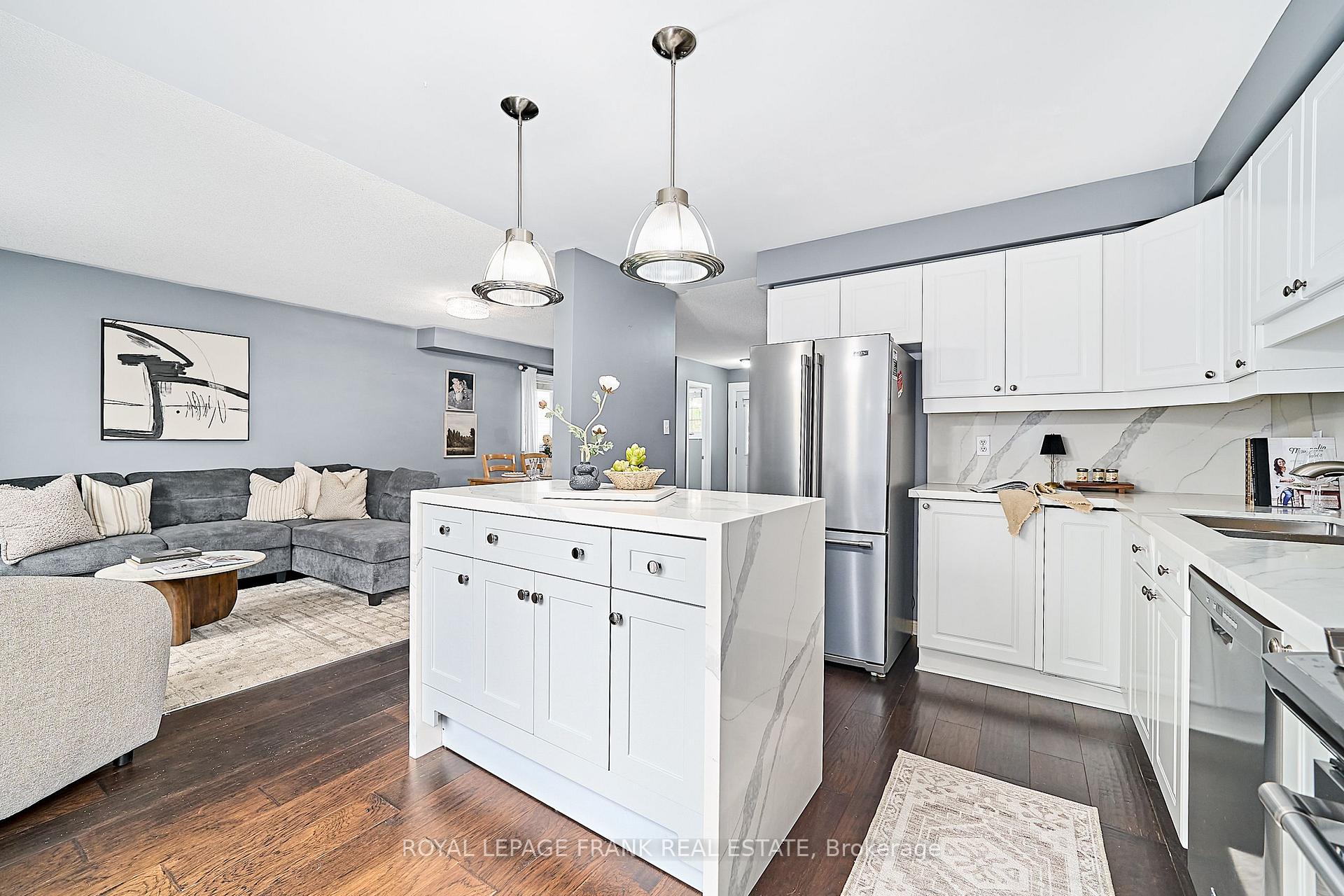 Photo 16 of 29 Carveth Crescent, Clarington, Newcastle — HOMEH