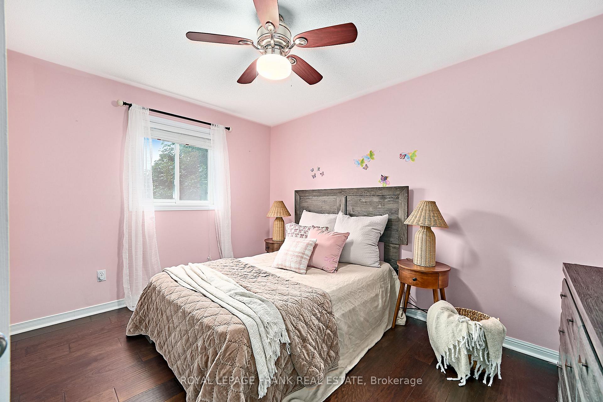 Photo 26 of 29 Carveth Crescent, Clarington, Newcastle — HOMEH