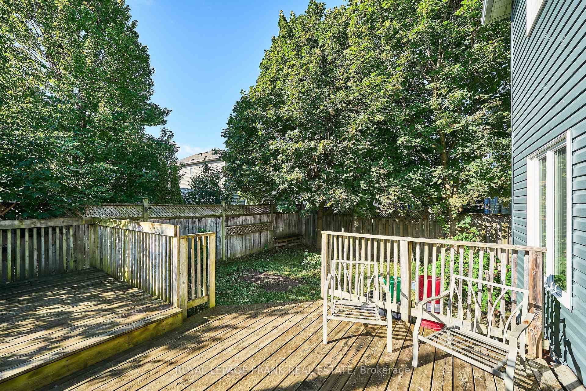 Photo 37 of 29 Carveth Crescent, Clarington, Newcastle — HOMEH