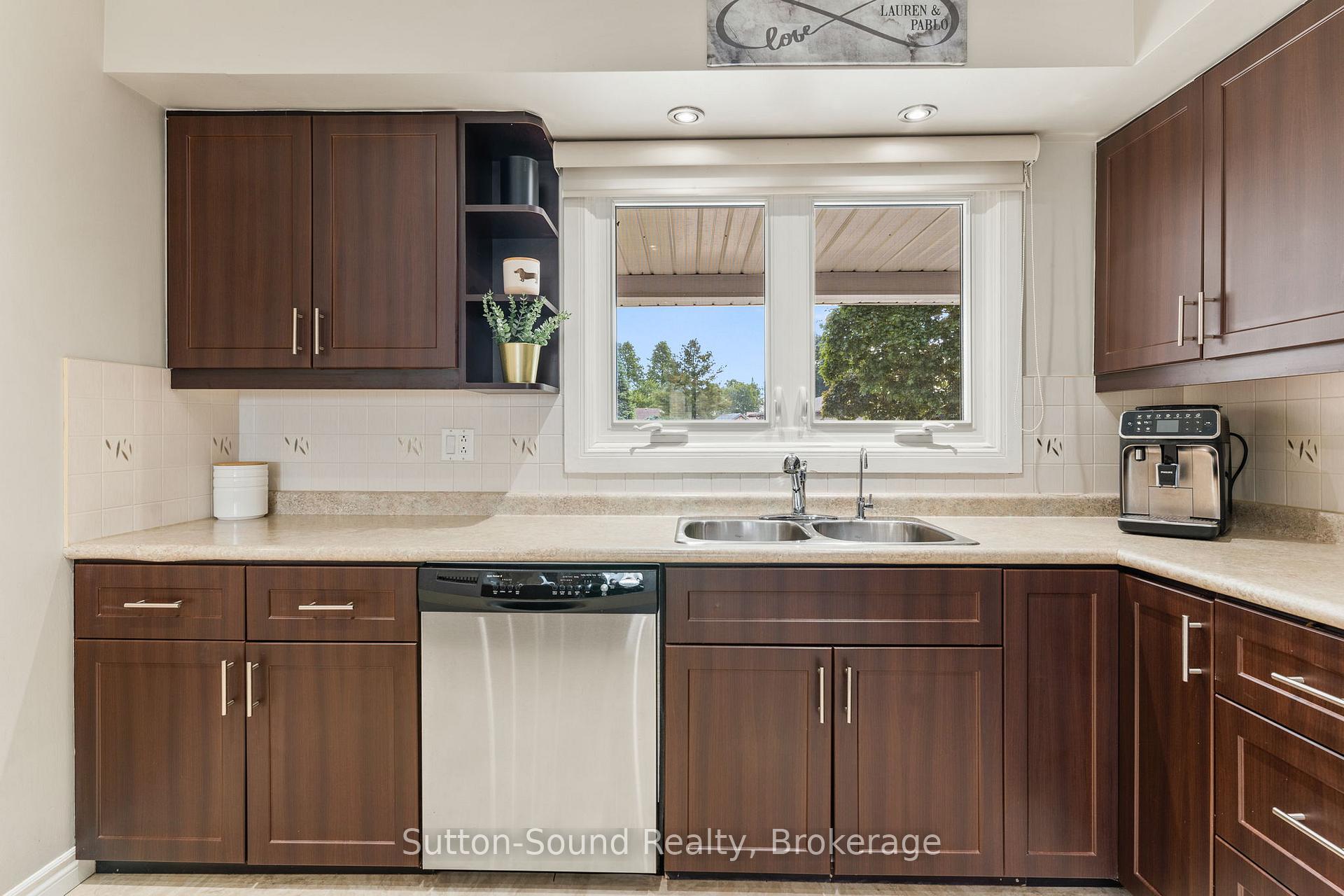 Photo 12 of 232 4th Avenue, Hanover — HOMEH