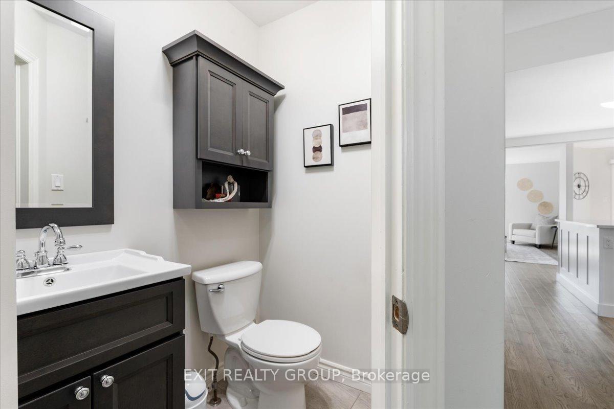 Photo 3 of 123 Sarah Court, Belleville, Belleville Ward — HOMEH