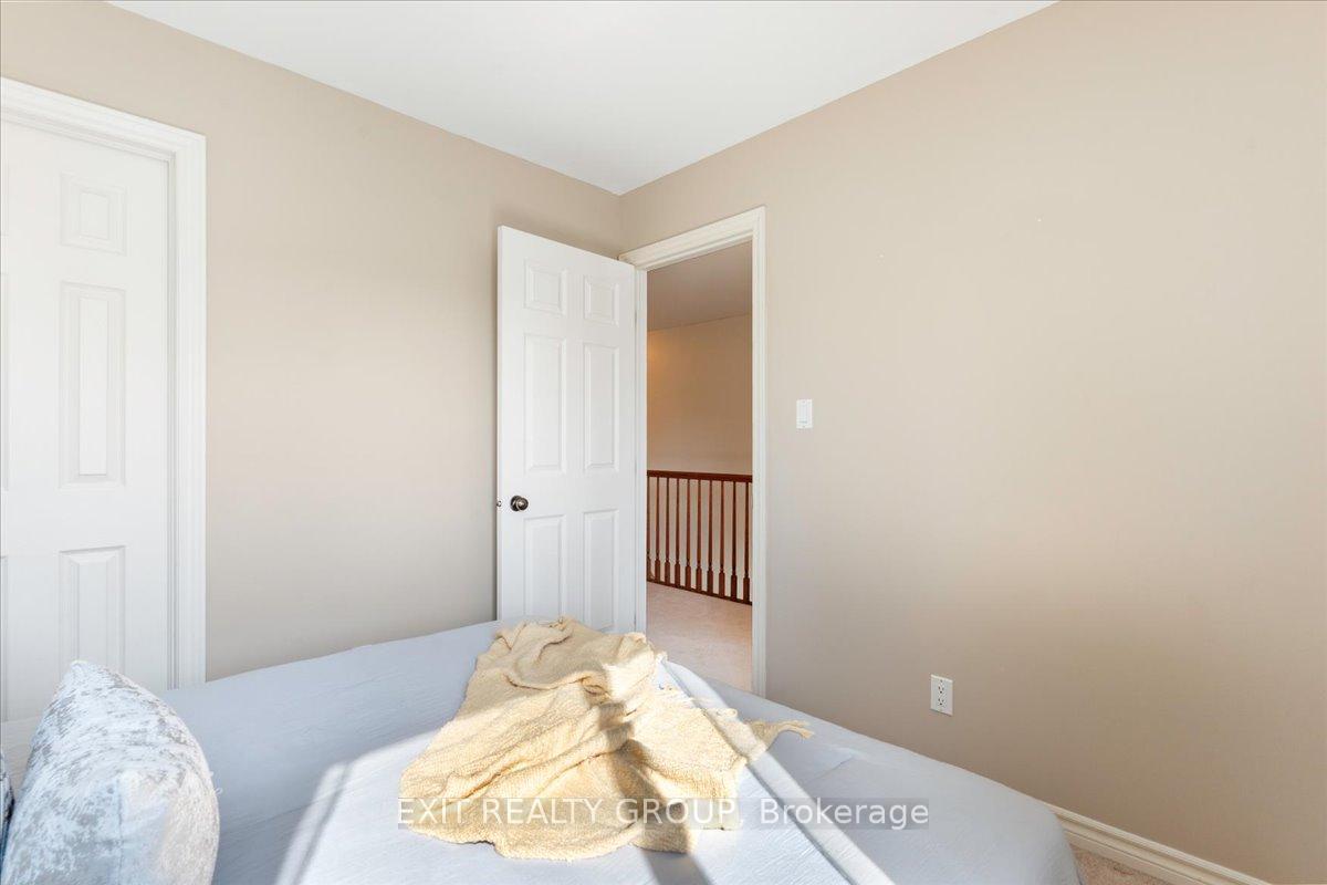Photo 27 of 123 Sarah Court, Belleville, Belleville Ward — HOMEH