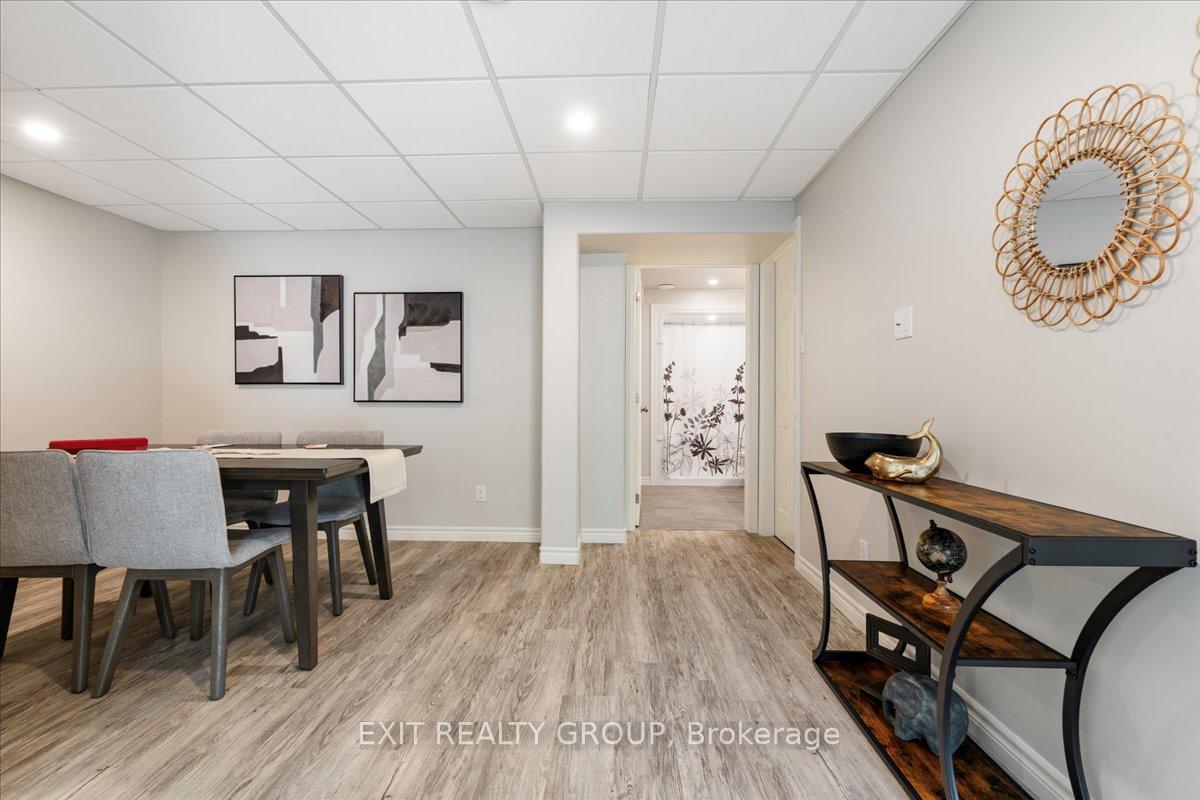Photo 33 of 123 Sarah Court, Belleville, Belleville Ward — HOMEH