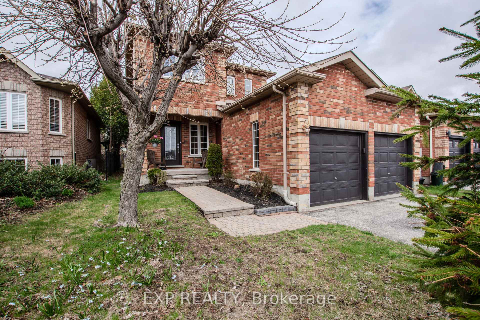 Photo 1 of 228 Mapleton Avenue S, Barrie, Holly — HOMEH