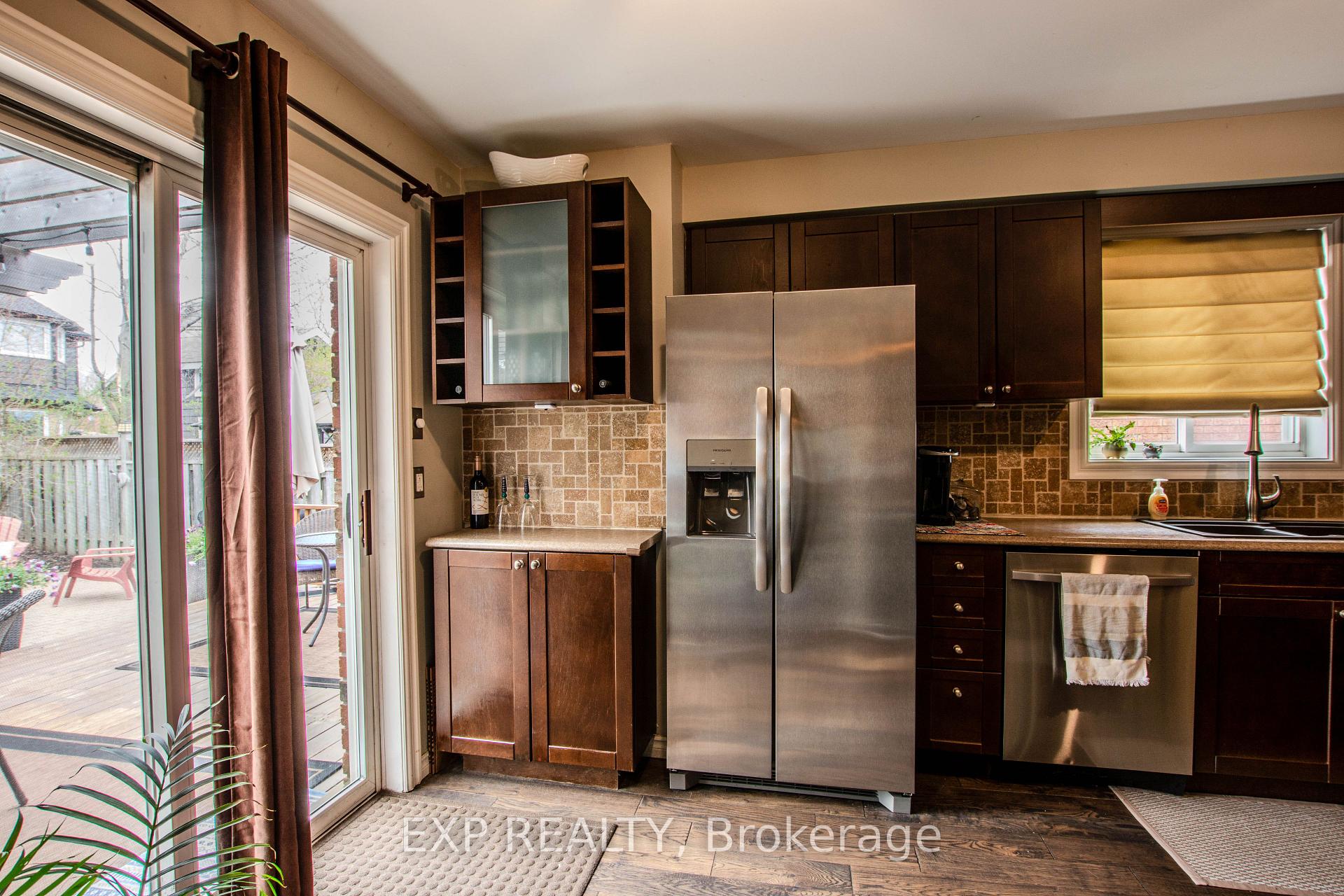 Photo 14 of 228 Mapleton Avenue S, Barrie, Holly — HOMEH
