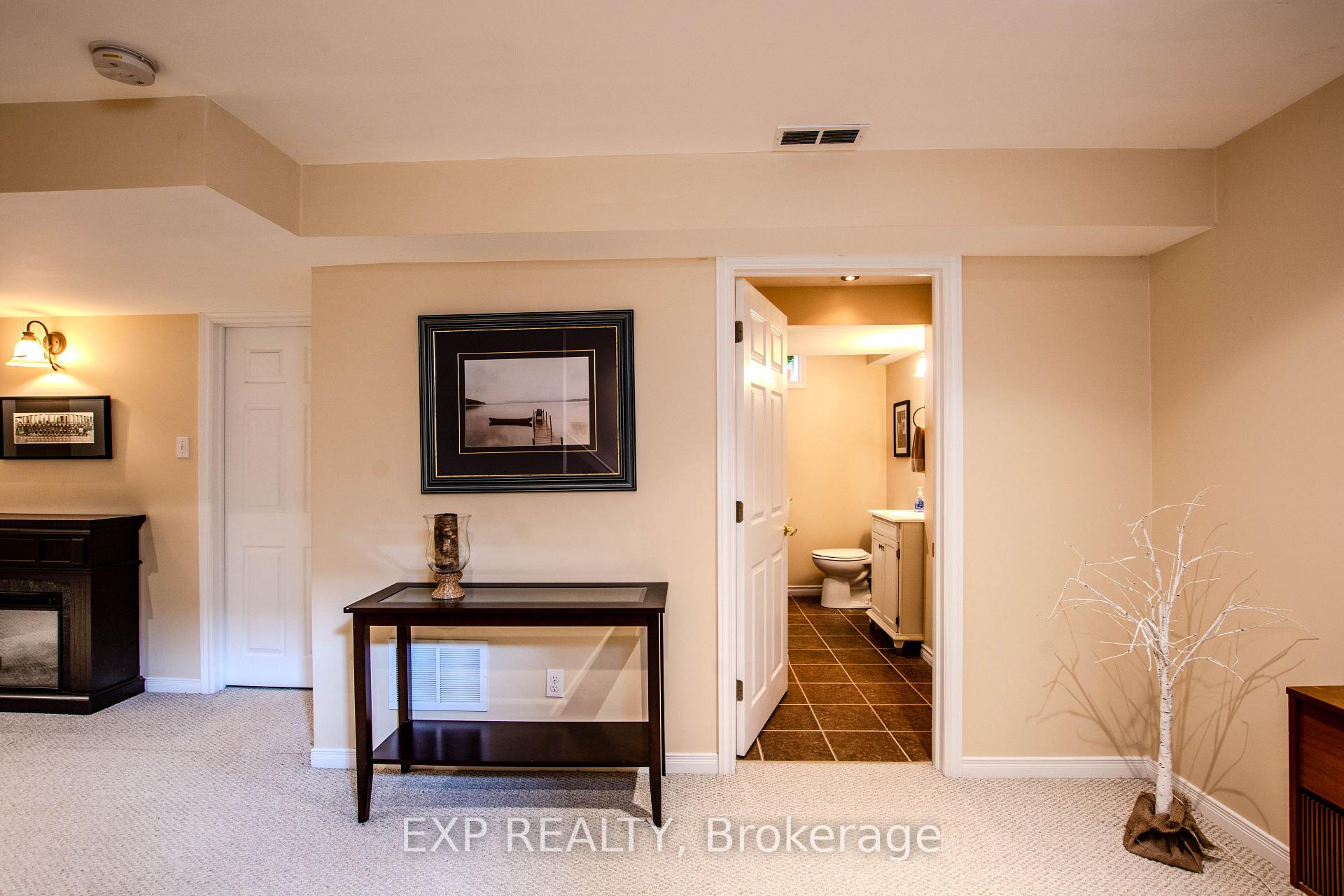 Photo 30 of 228 Mapleton Avenue S, Barrie, Holly — HOMEH
