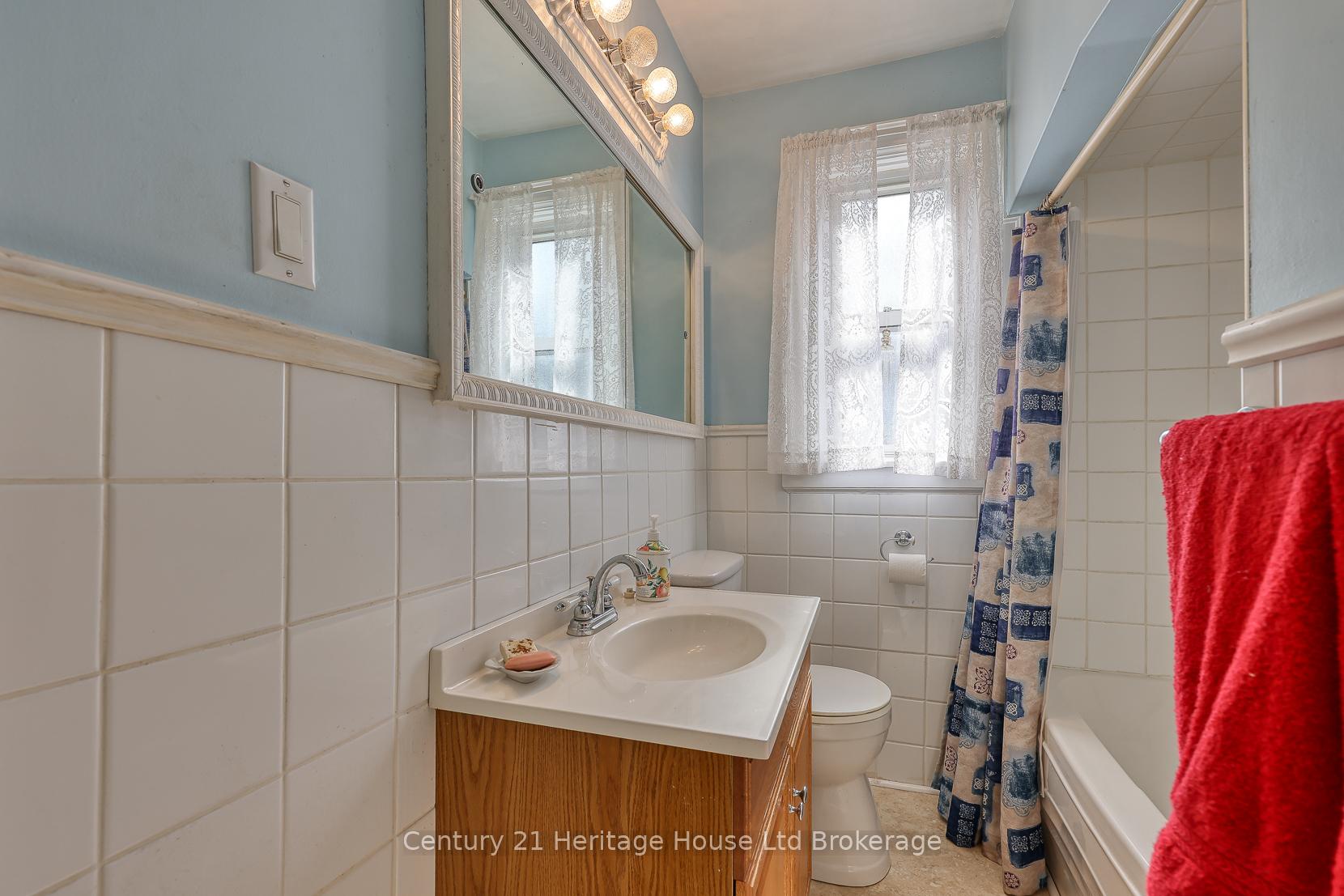 Photo 21 of 149 Strathearne Avenue, Hamilton, Homeside — HOMEH