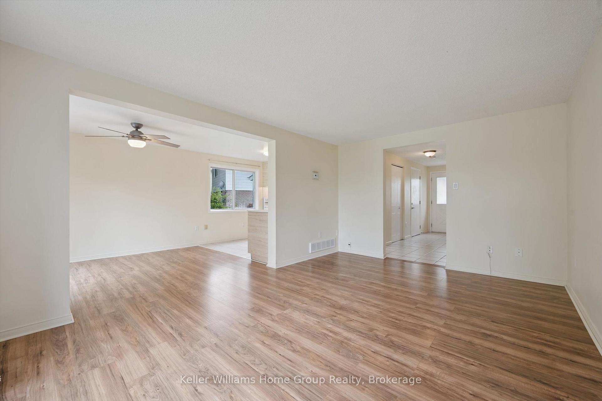 Photo 11 of 127 Moss Place, Guelph, Kortright West — HOMEH
