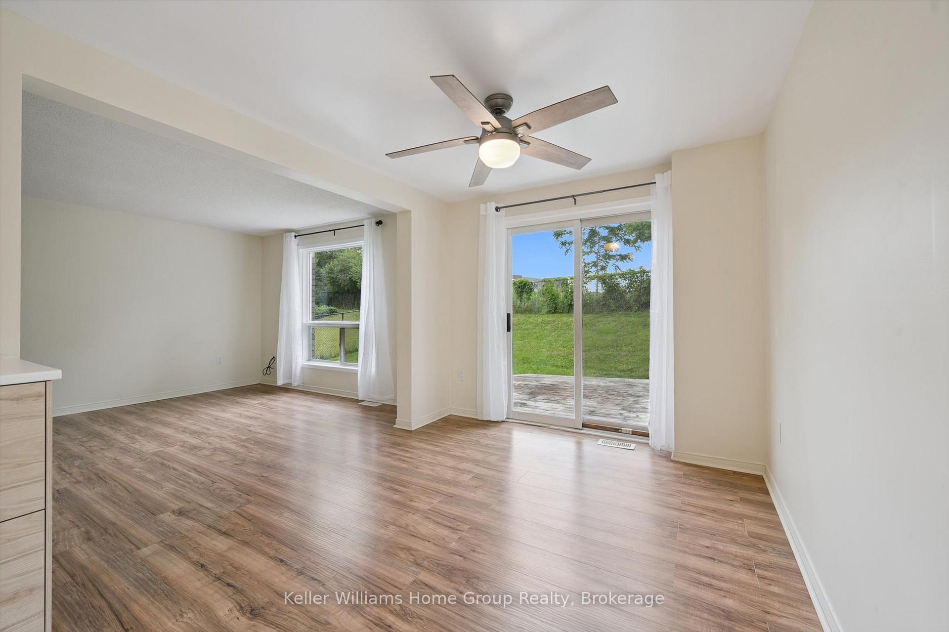 Photo 13 of 127 Moss Place, Guelph, Kortright West — HOMEH