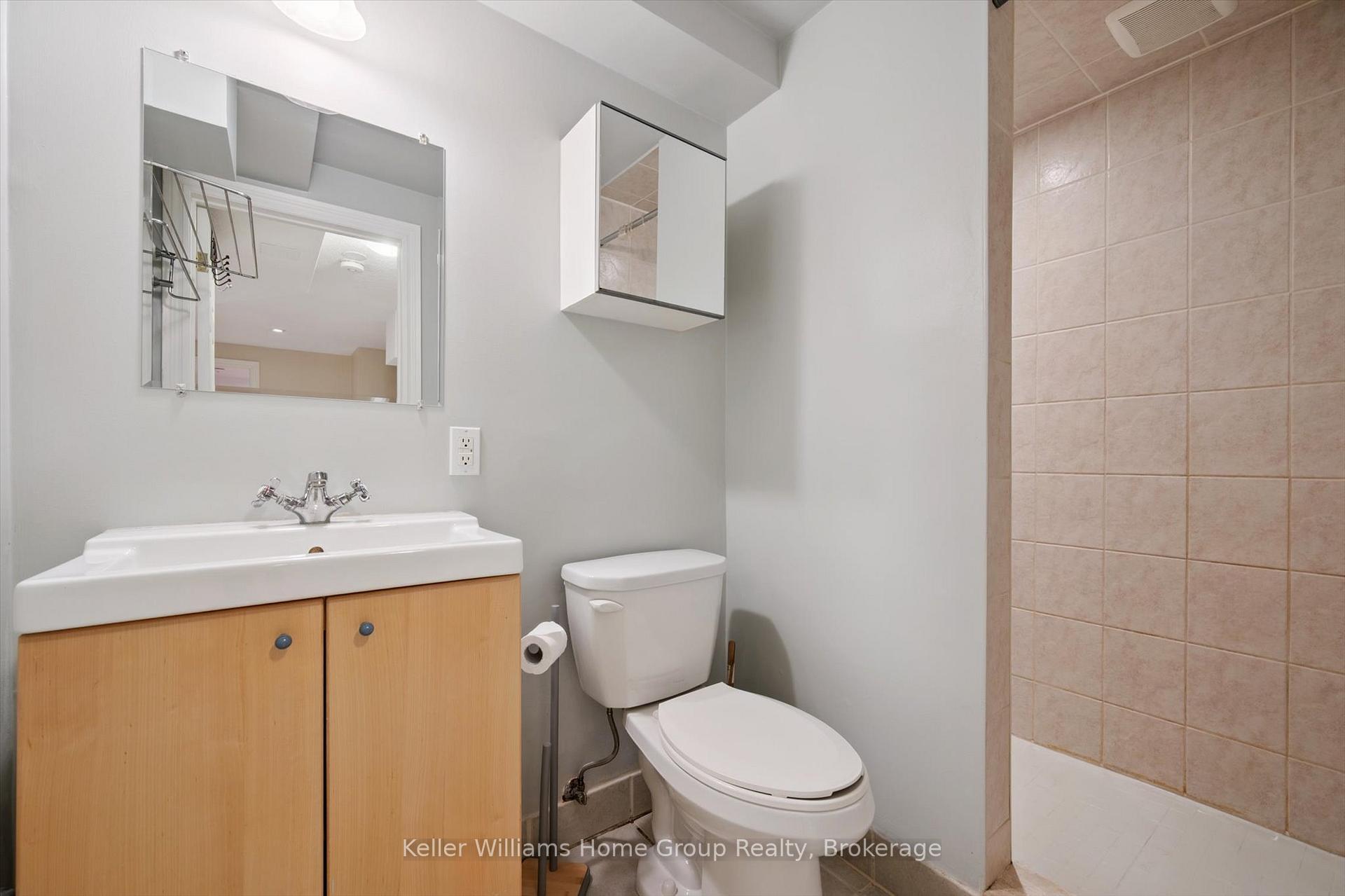 Photo 37 of 127 Moss Place, Guelph, Kortright West — HOMEH