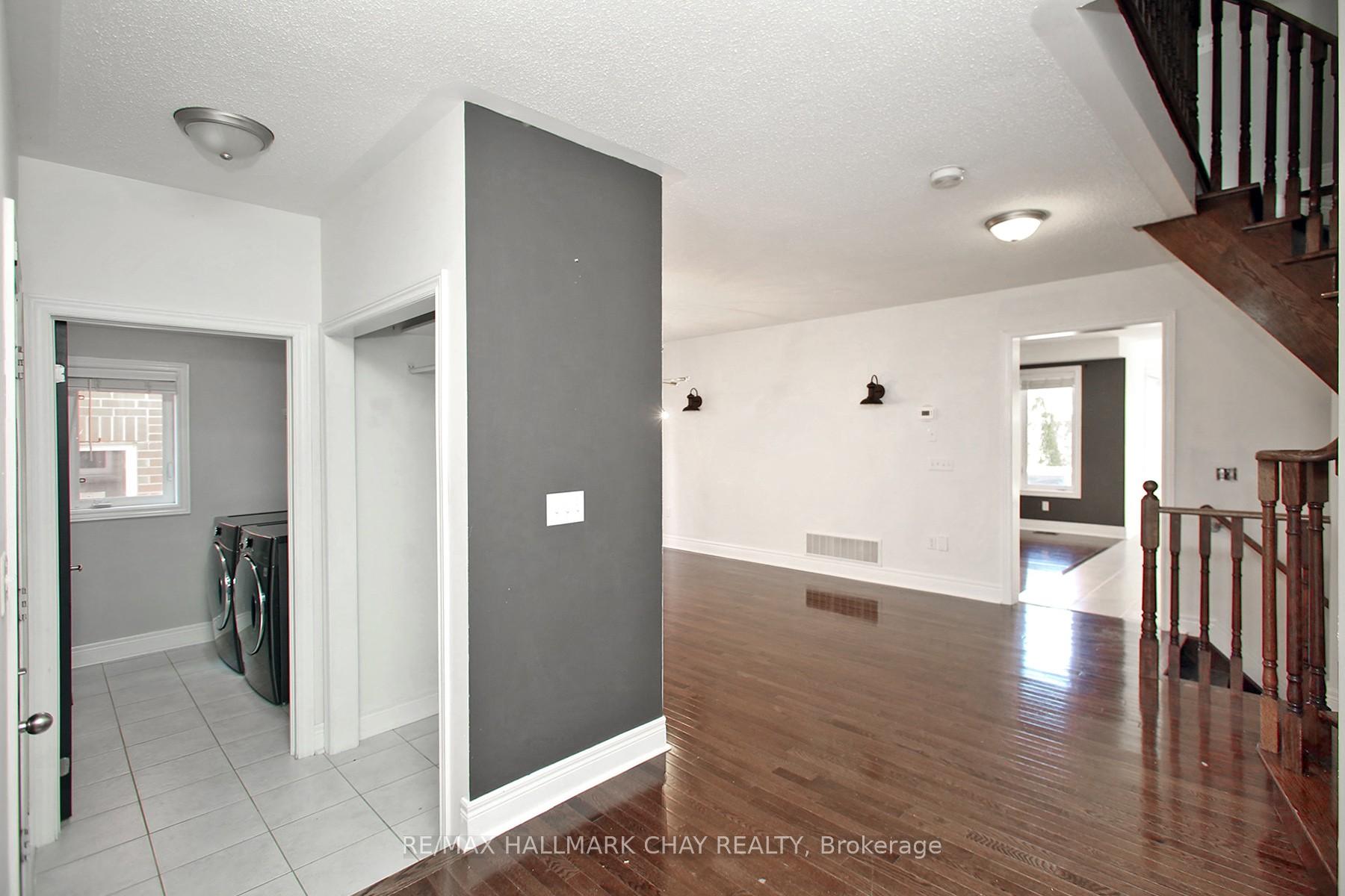 Photo 10 of 60 Bathgate Crescent, Clarington, Courtice — HOMEH