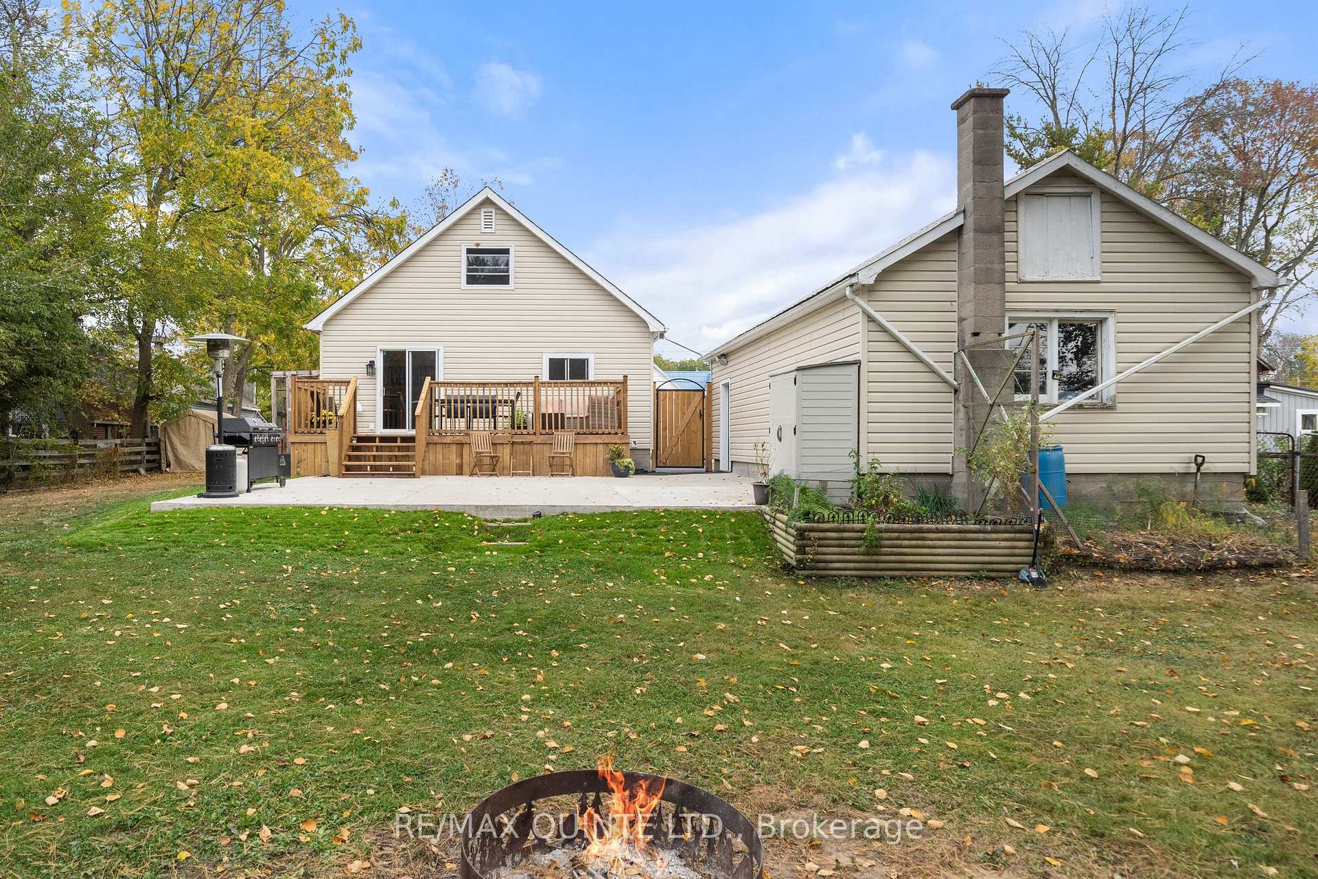 Photo 17 of 469 Ashley Street, Belleville, Thurlow Ward — HOMEH