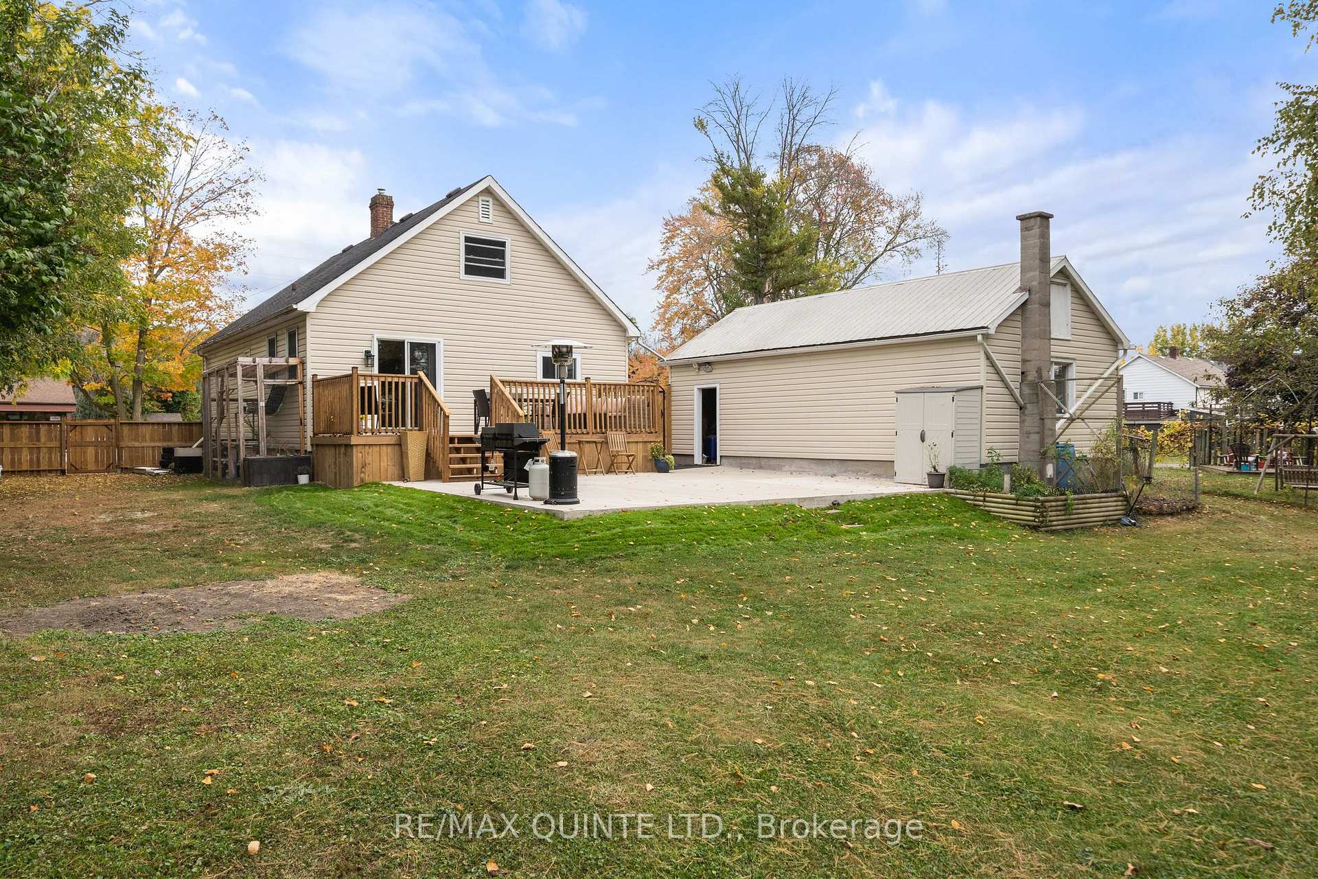 Photo 18 of 469 Ashley Street, Belleville, Thurlow Ward — HOMEH