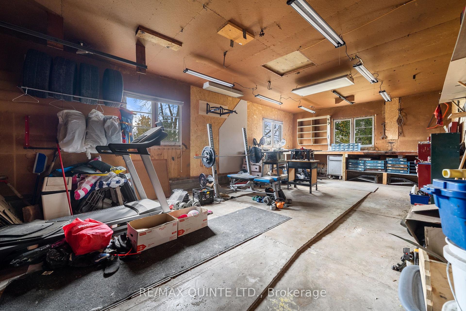 Photo 19 of 469 Ashley Street, Belleville, Thurlow Ward — HOMEH