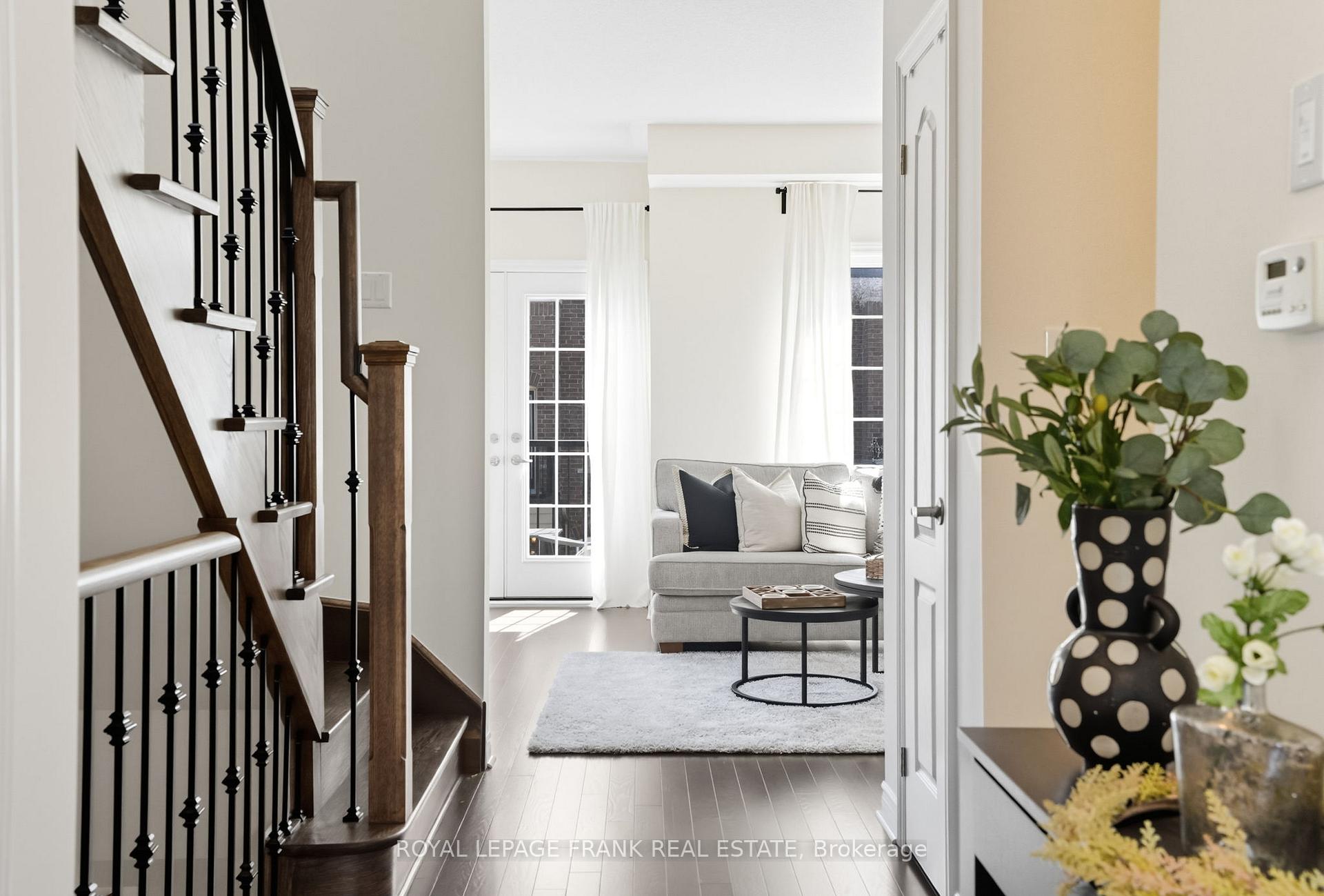 Photo 12 of 26 Ferris Square, Clarington, Courtice — HOMEH