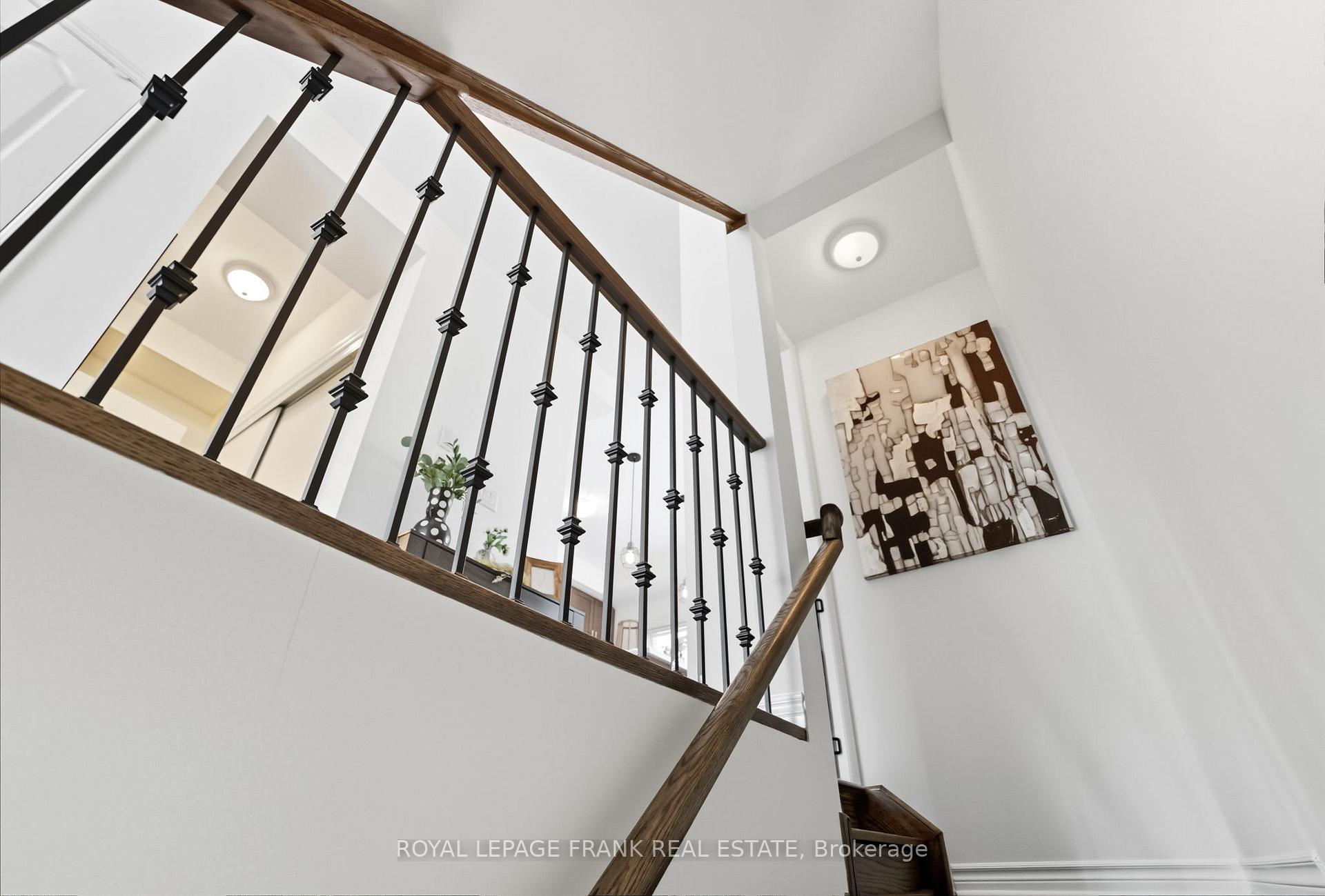 Photo 19 of 26 Ferris Square, Clarington, Courtice — HOMEH