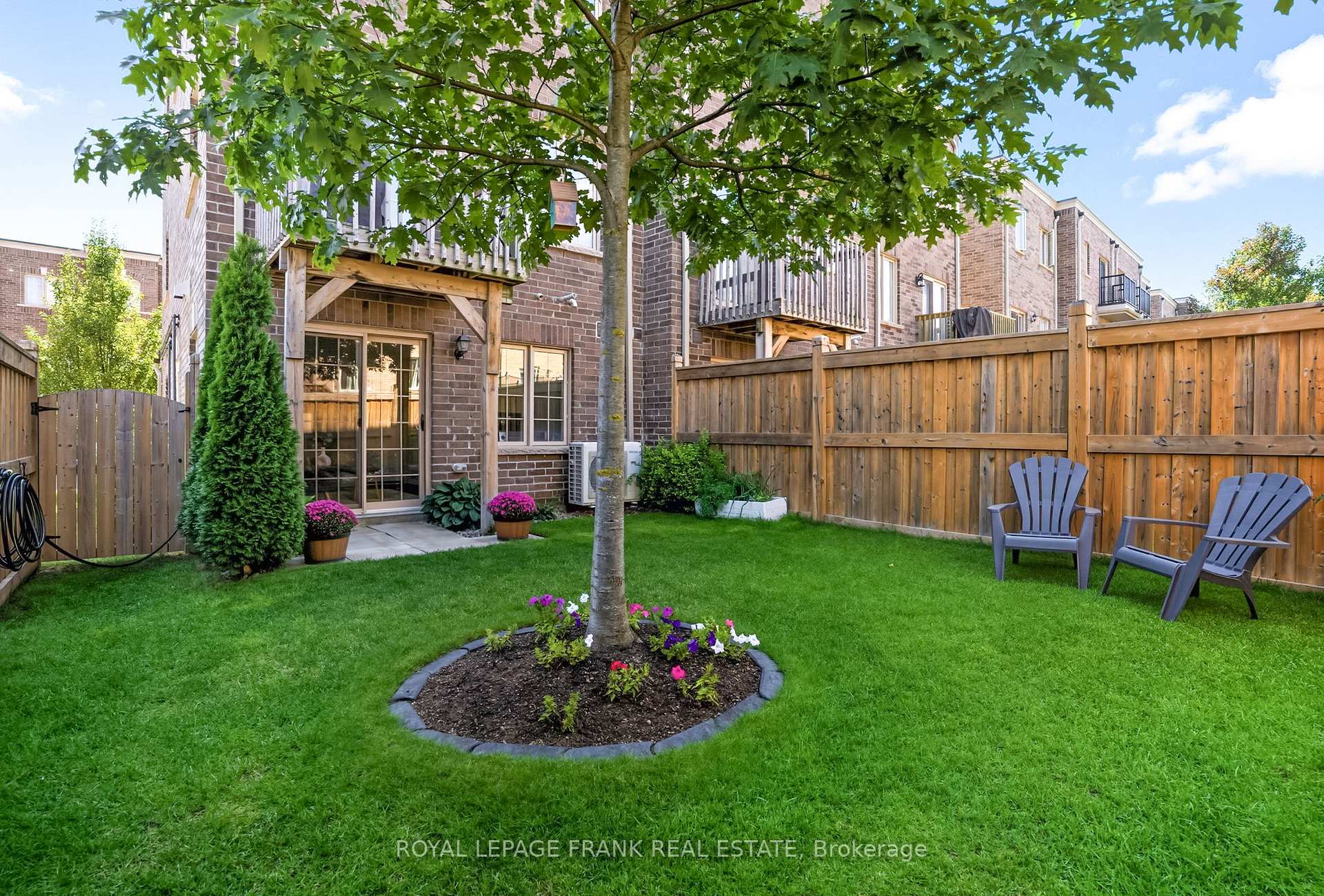 Photo 42 of 26 Ferris Square, Clarington, Courtice — HOMEH