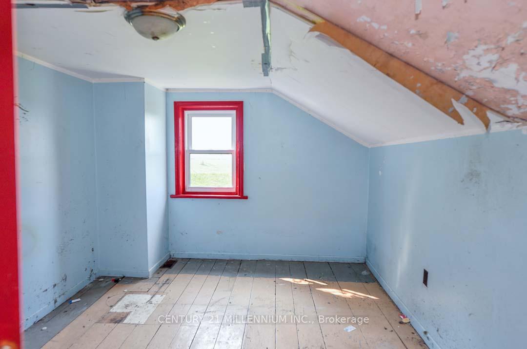 Photo 17 of 18323 Shaws Creek Road, Caledon, Rural Caledon — HOMEH