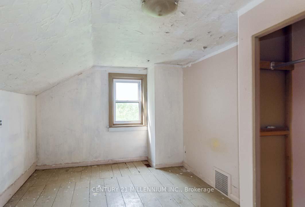 Photo 21 of 18323 Shaws Creek Road, Caledon, Rural Caledon — HOMEH