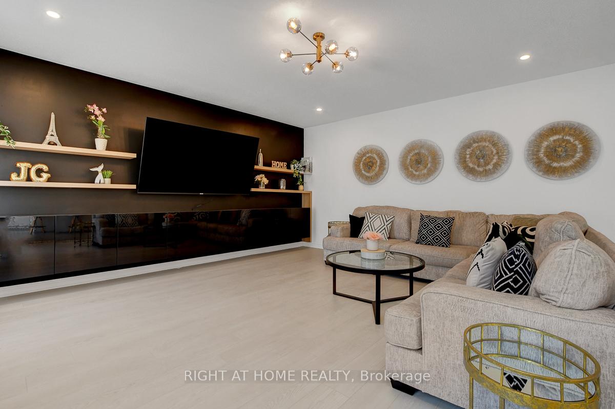 Photo 16 of 916 Nokomis Place, Ottawa, Barrhaven - Half Moon Bay — HOMEH