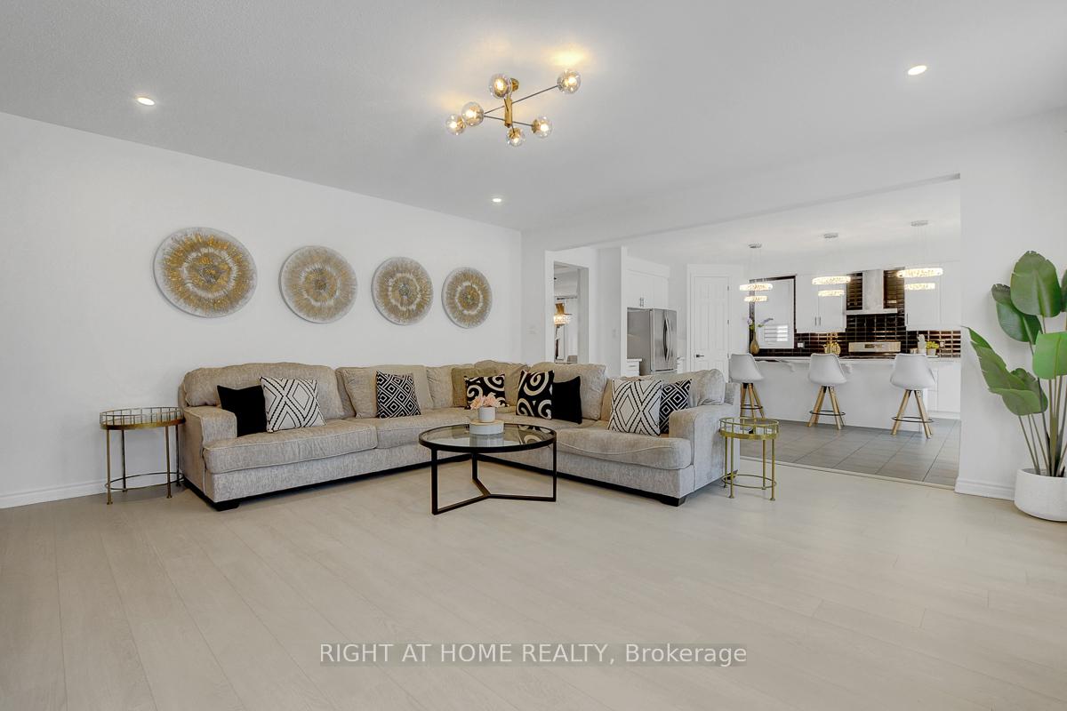 Photo 17 of 916 Nokomis Place, Ottawa, Barrhaven - Half Moon Bay — HOMEH
