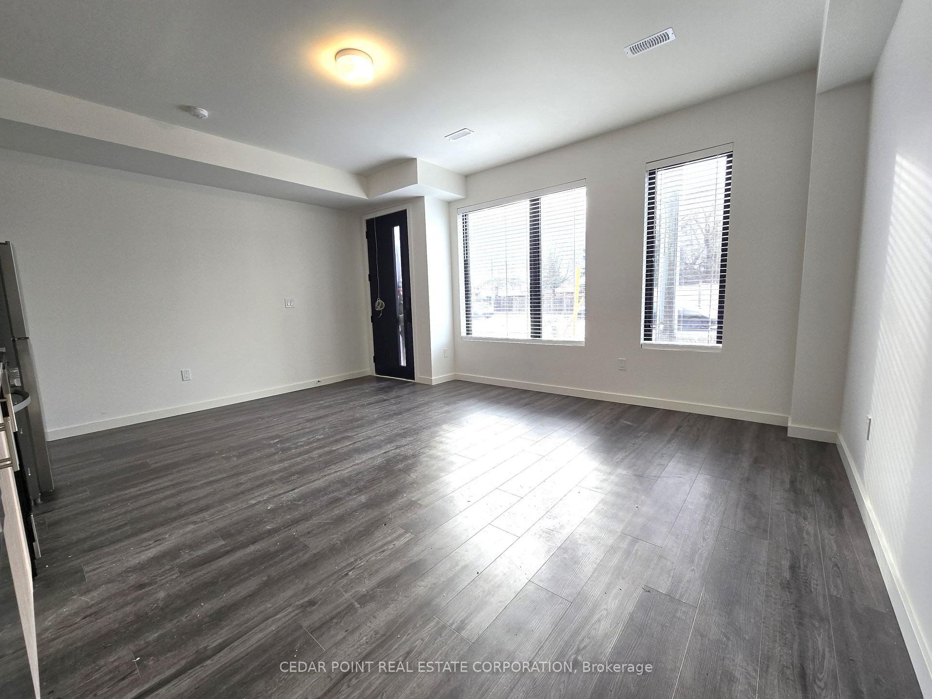 Photo 2 of Unit Main, 33 Rainwater Lane, Barrie, Holly — HOMEH